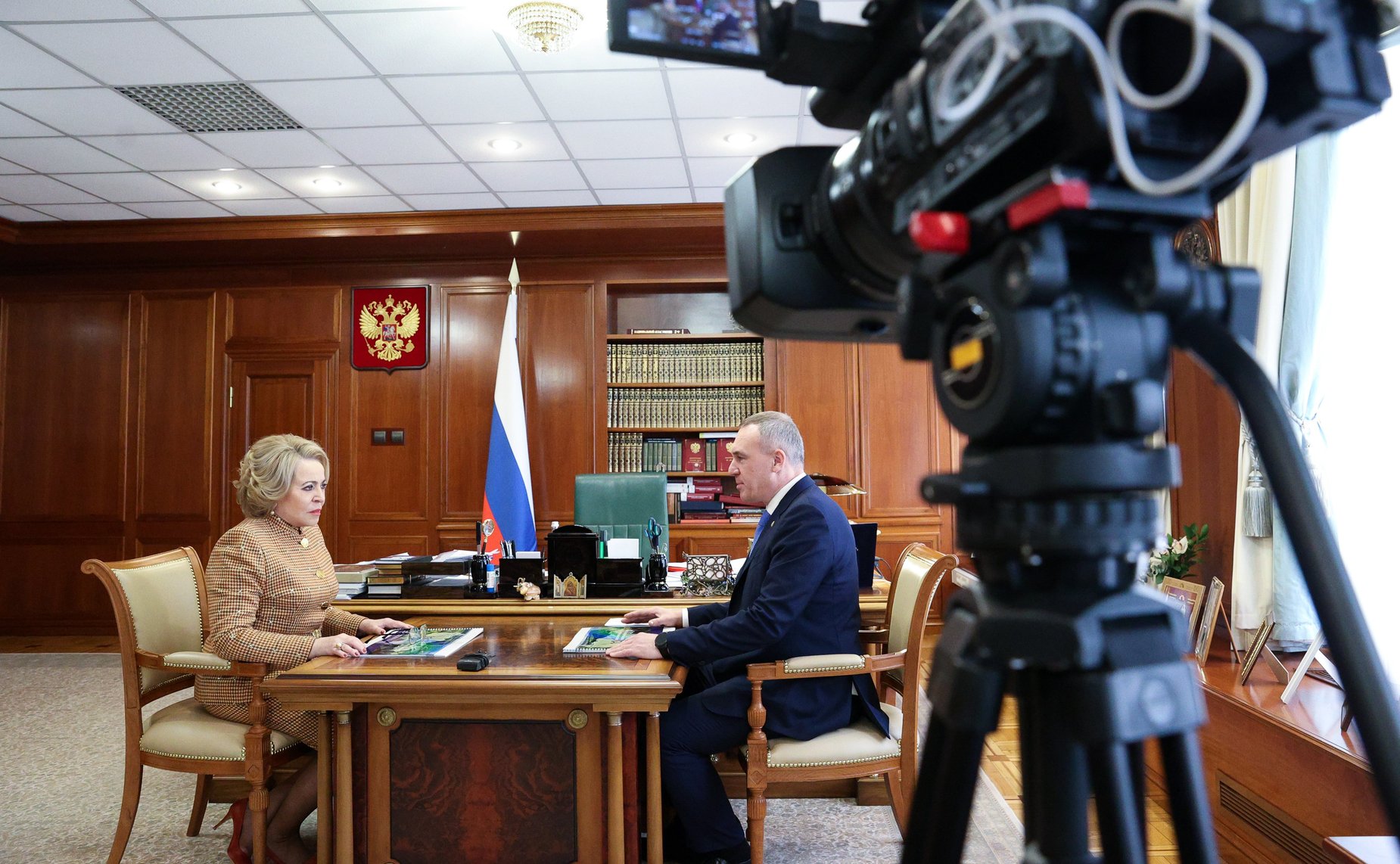 Встреча Председателя Совета Федерации Валентины Матвиенко с губернатором Ханты-Мансийского автономного округа – Югры Русланом Кухаруком