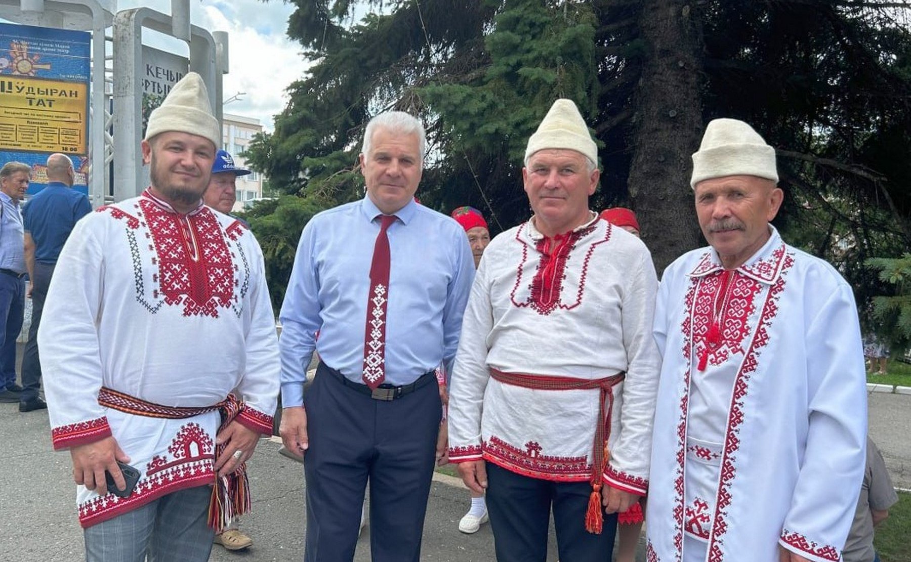 Сергей Мартынов поздравил жителей Марий Эл с праздником Пеледыш пайрем