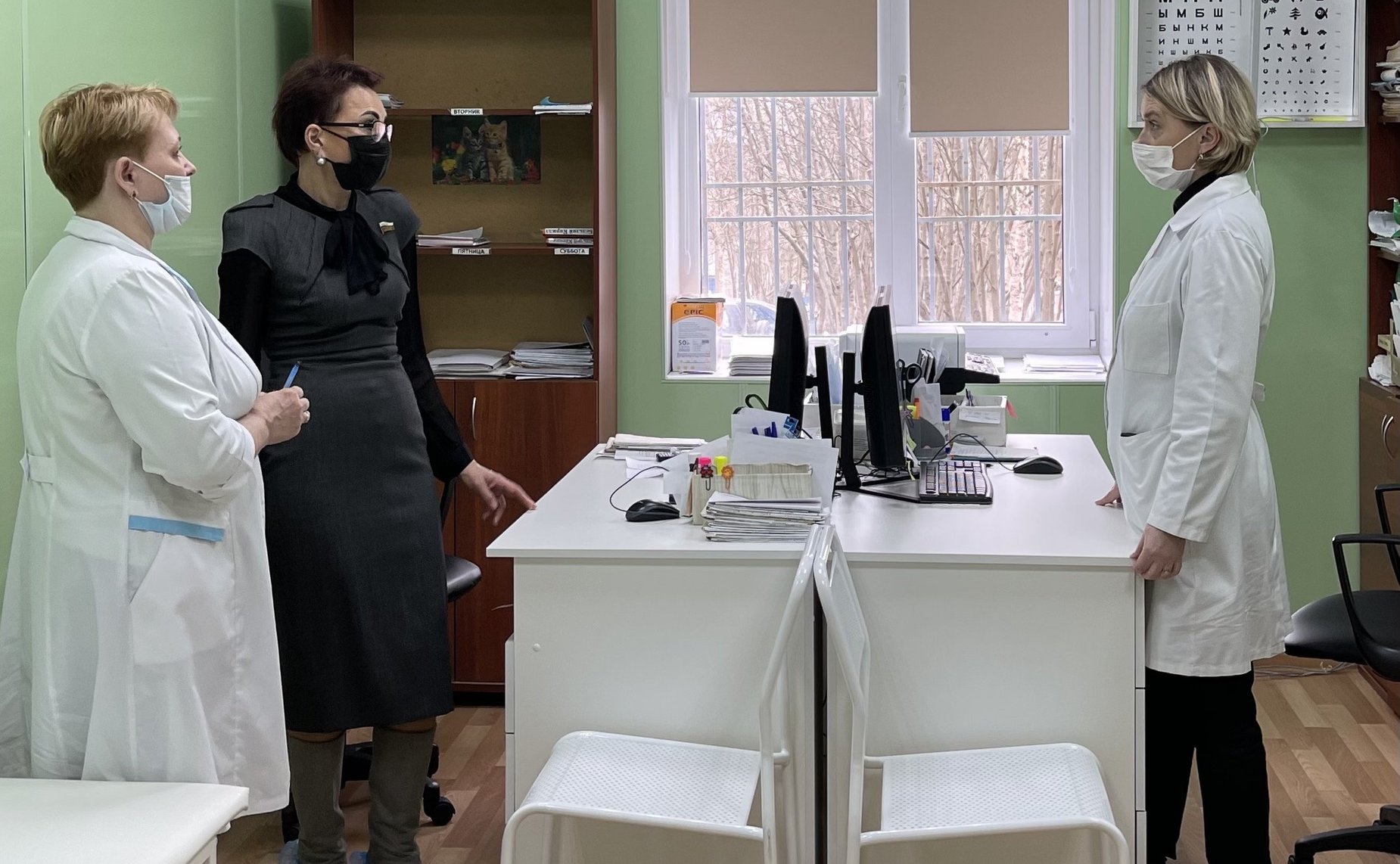 Татьяна Кусайко посетила медицинские учреждения Кольского района