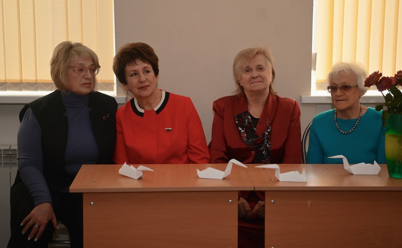 Екатерина Алтабаева открыла Год педагога и наставника в Севастопольской школе