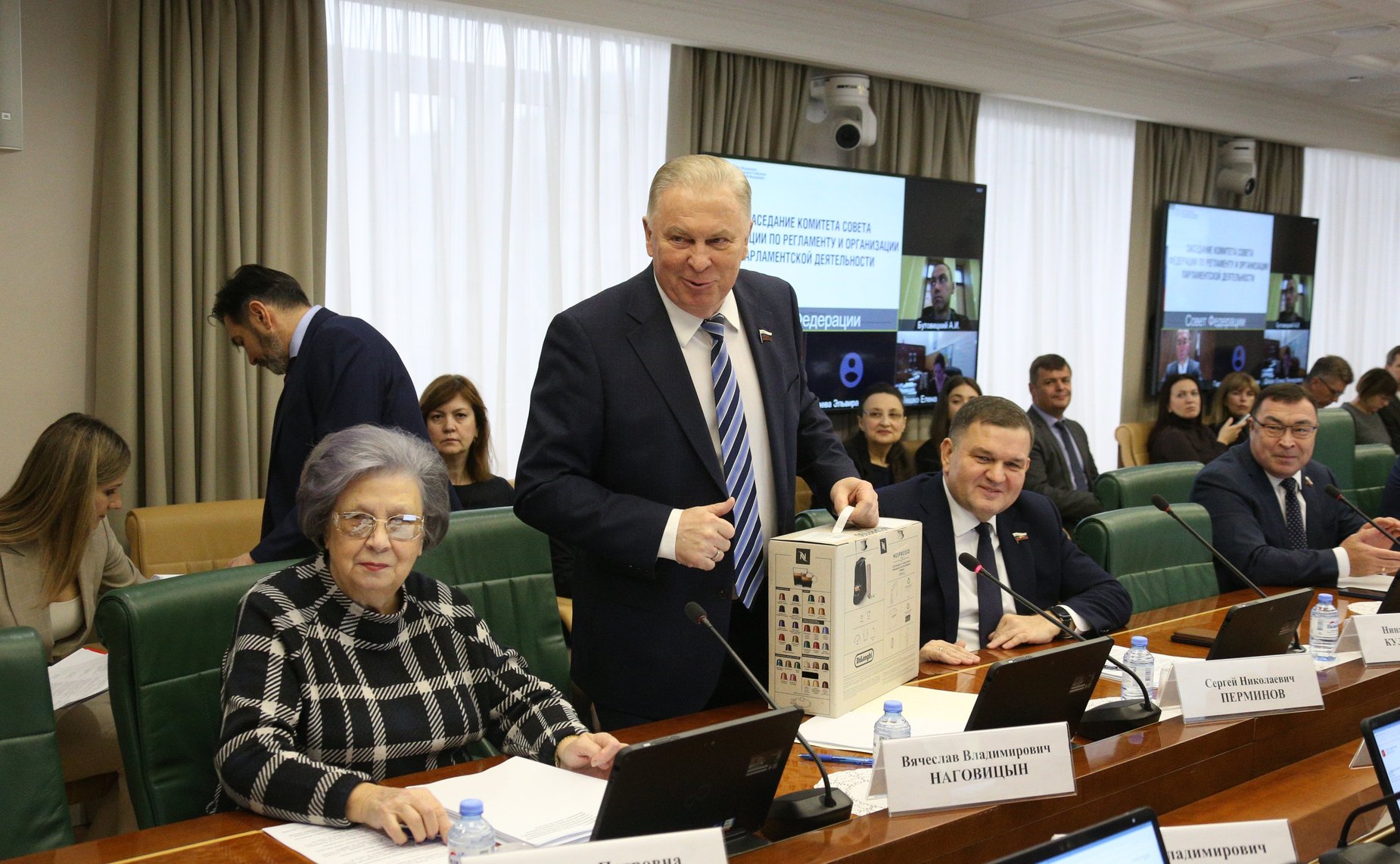 Заседание Комитета СФ по Регламенту и организации парламентской деятельности