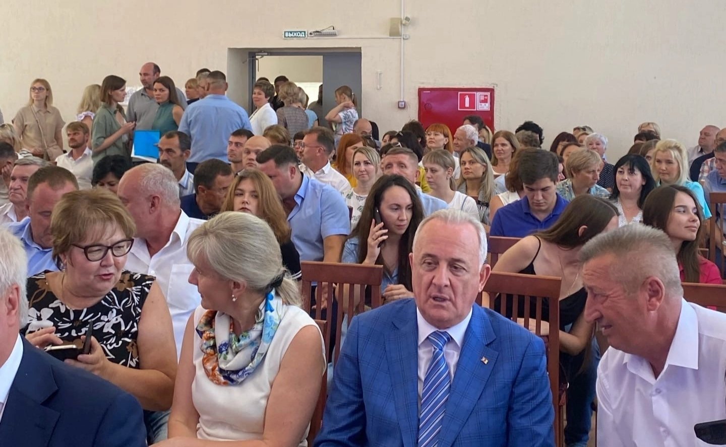 Олег Алексеев принял участие в торжественном мероприятии в детской школе искусств и поздравил строителей