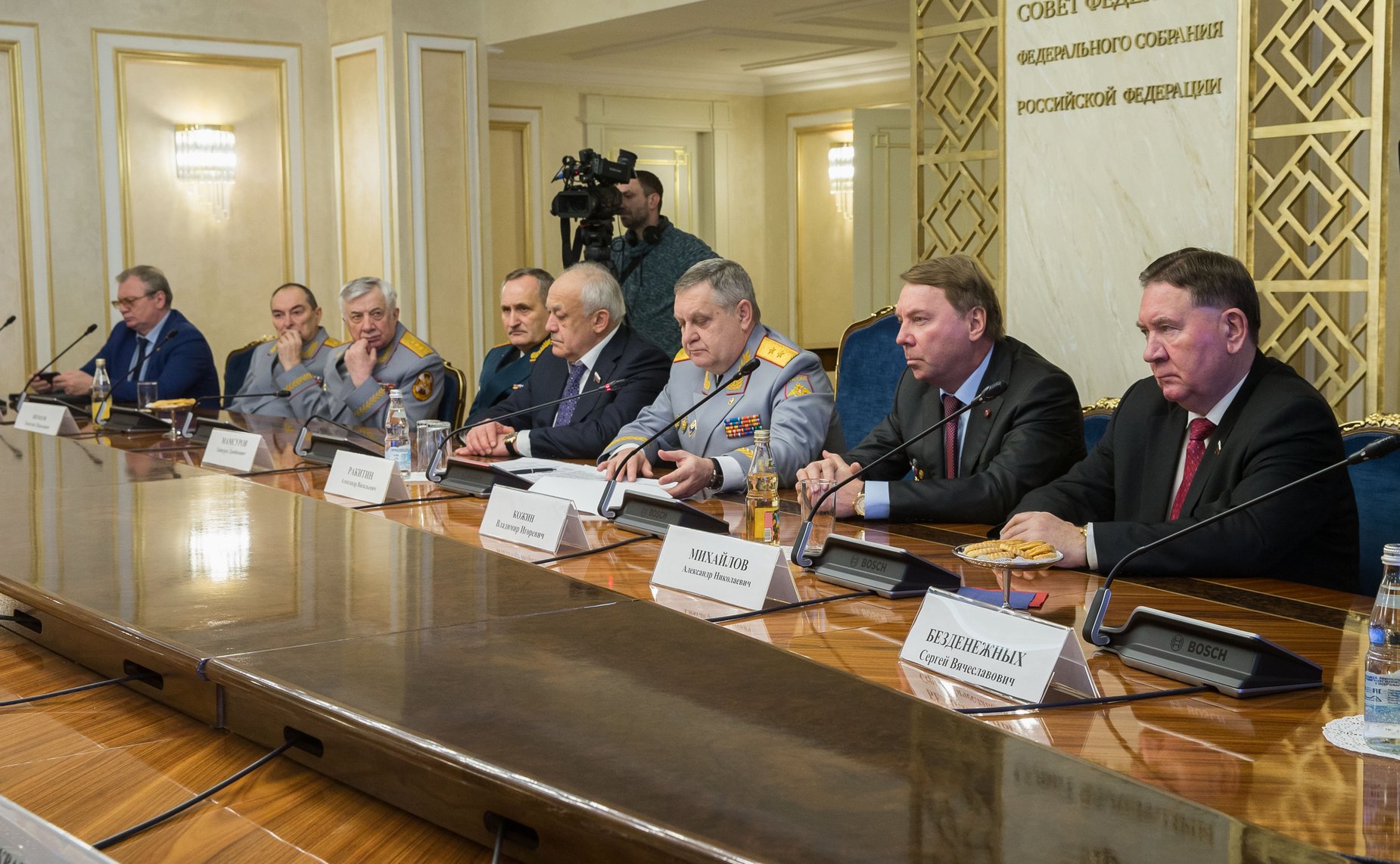 Совместное заседание Комитета СФ по обороне и безопасности и Клуба военачальников РФ и открытие выставки произведений художника-мариниста Павла Бойко