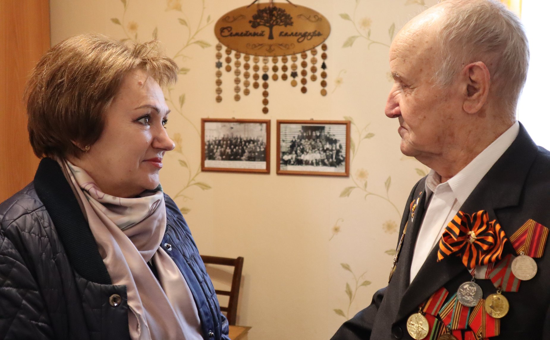 Елена Бибикова поздравила с Днем Победы ветеранов Великой Отечественной войны