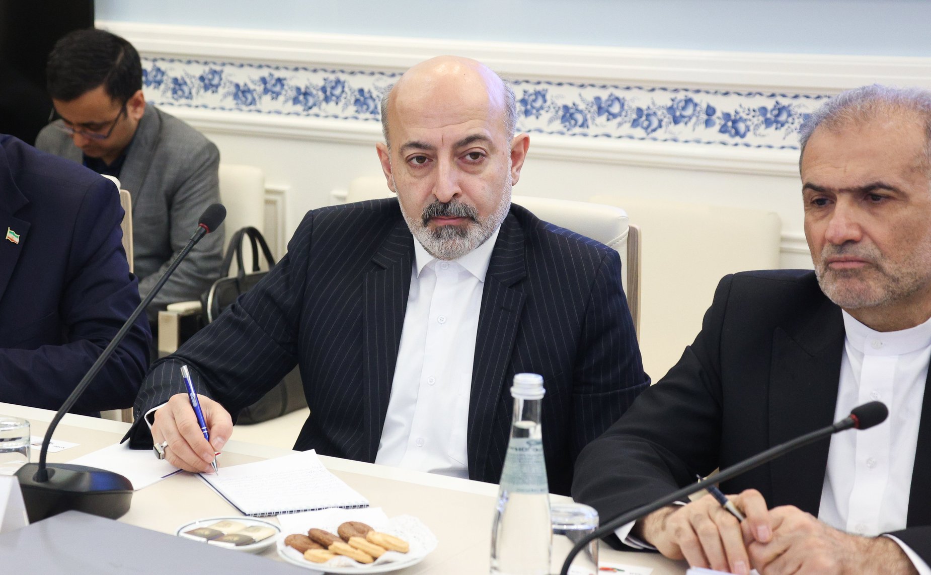 Встреча первого заместителя председателя Комитета СФ по науке, образованию и культуре Дмитрия Василенко с председателем Комиссии по национальной безопасности и внешней политике Собрания Исламского Совета Исламской Республики Иран Эбрахимом Азизи