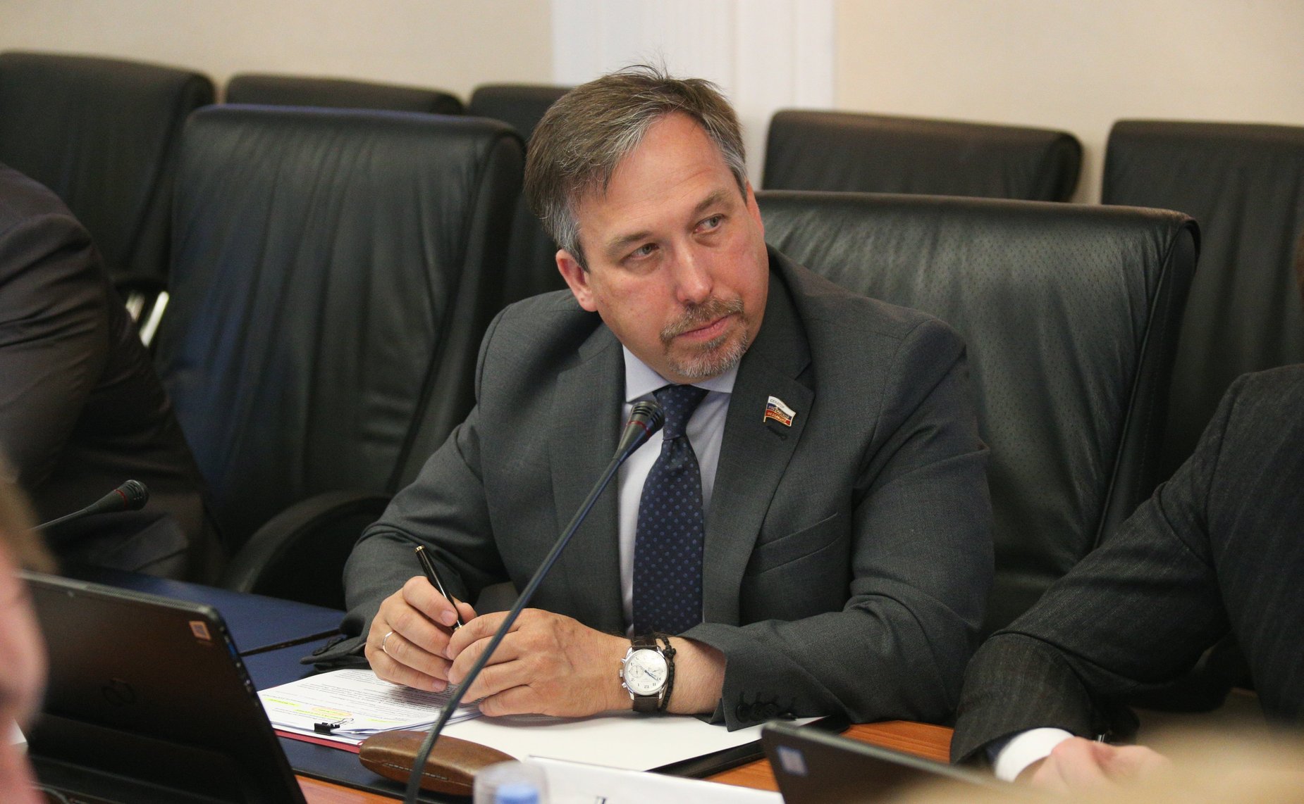 Александр Гусаковский