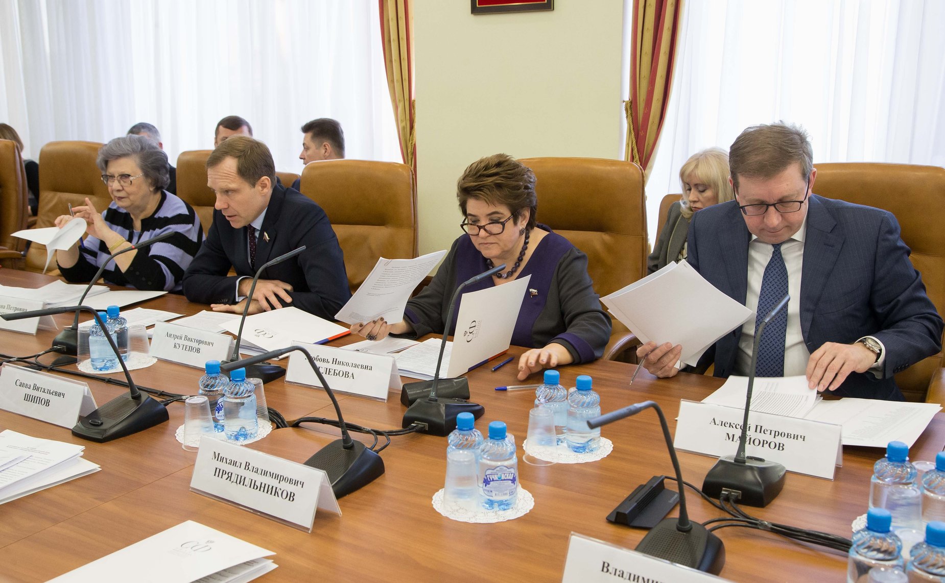 Совещание по вопросу подготовки к рассмотрению в СФ проекта федерального закона о государственном контроле (надзоре) и муниципальном контроле в РФ