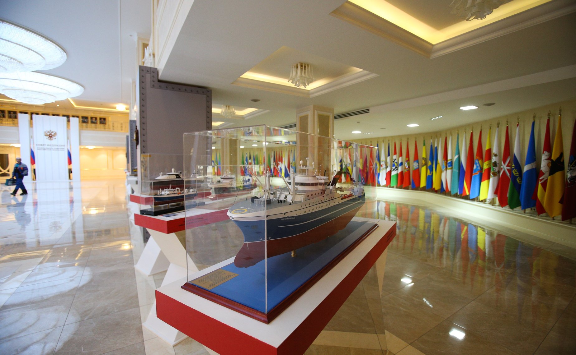 Выставка в Совете Федерации экспонатов Объединенной судостроительной корпорации