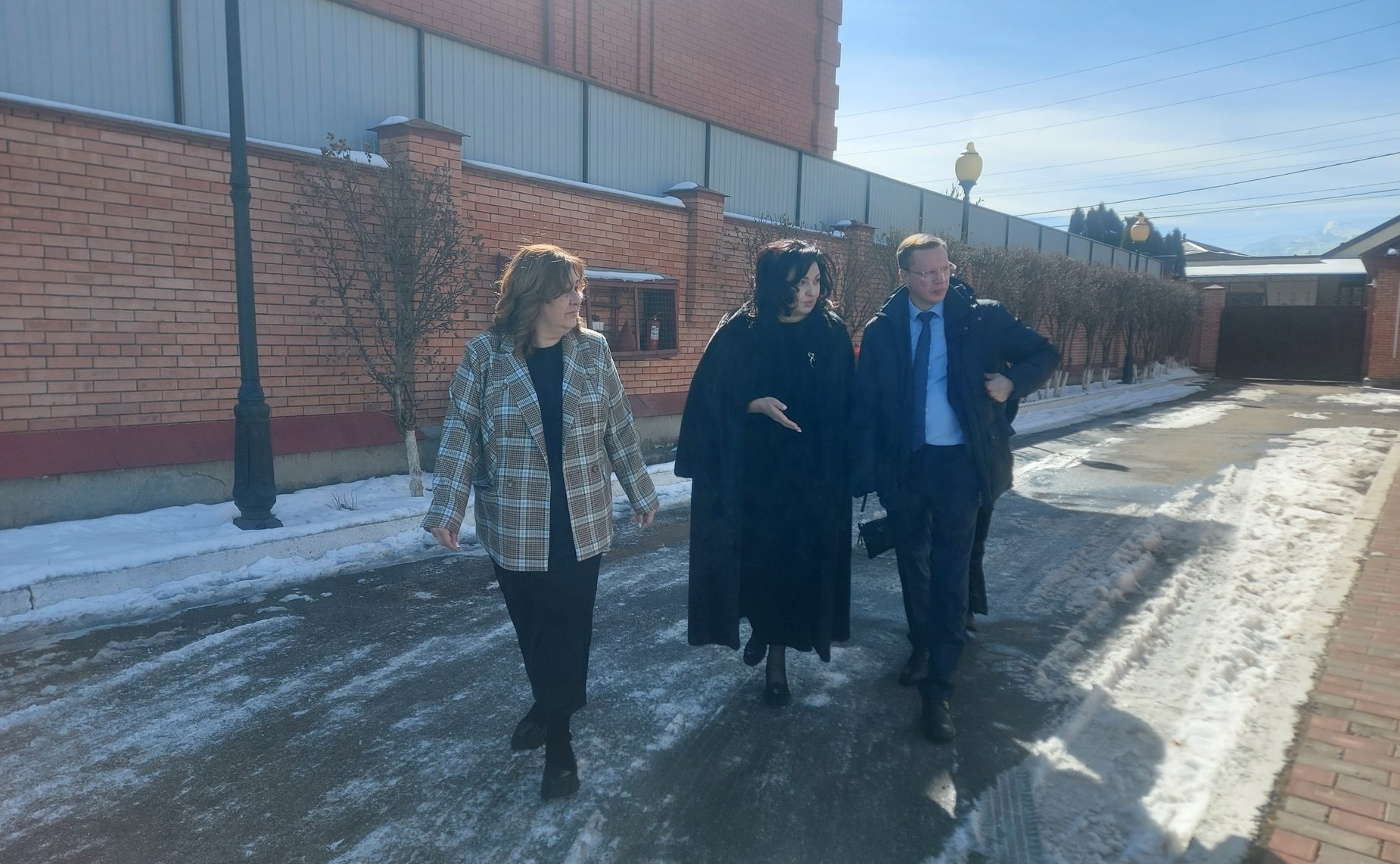 Виталий Назаренко посетил во Владикавказе Центр социальной реабилитации несовершеннолетних