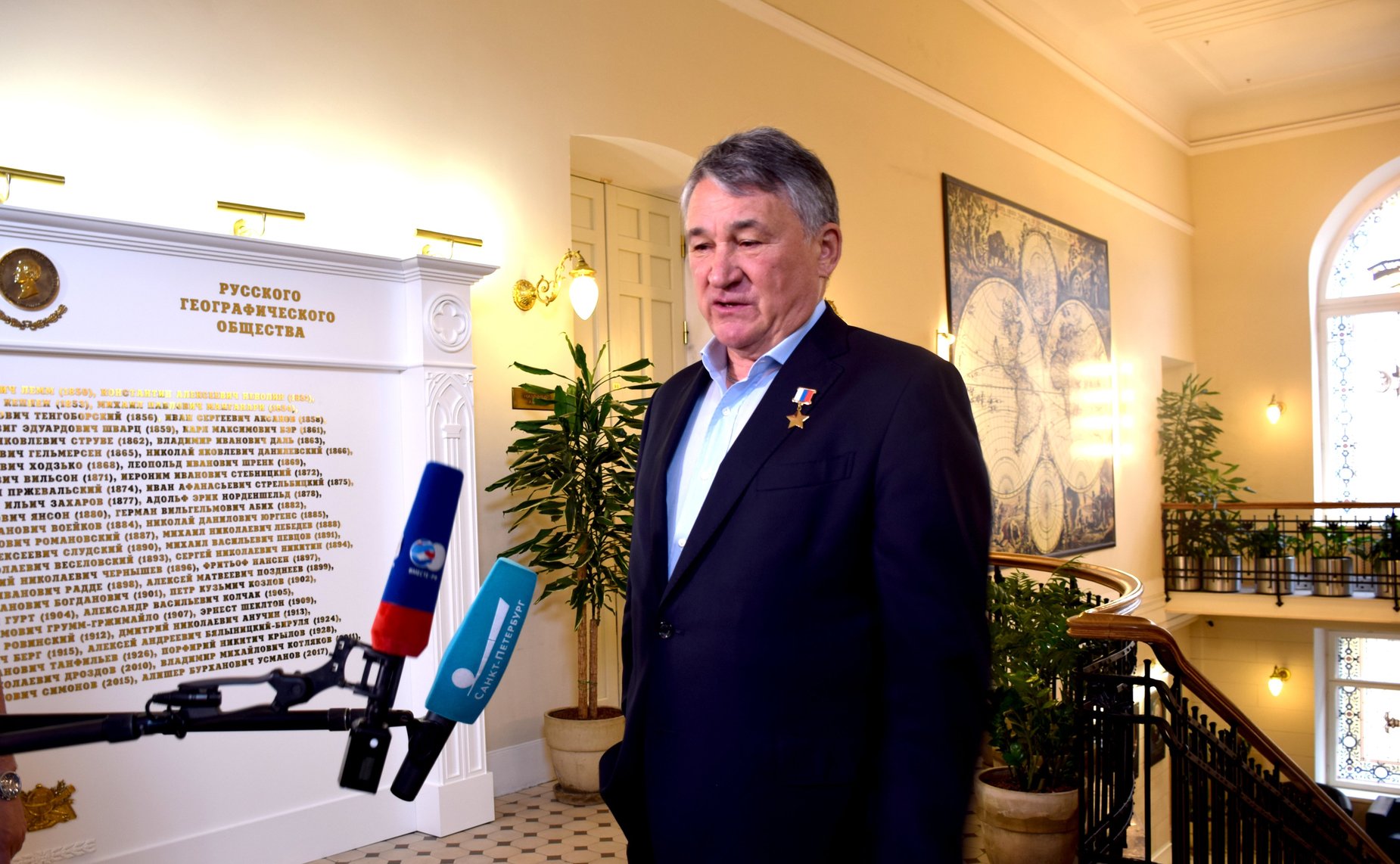 Ю. Воробьев встретился с участниками межрегиональной экспедиции «Вместе по Русскому Северу»