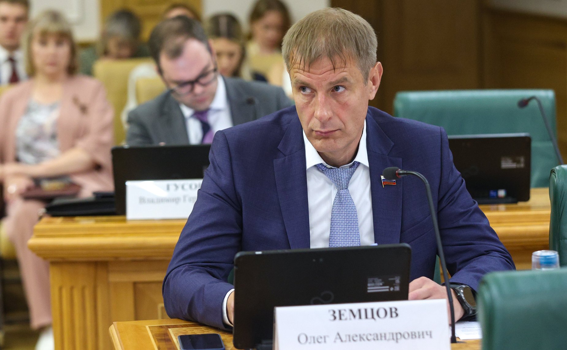 Олег Земцов
