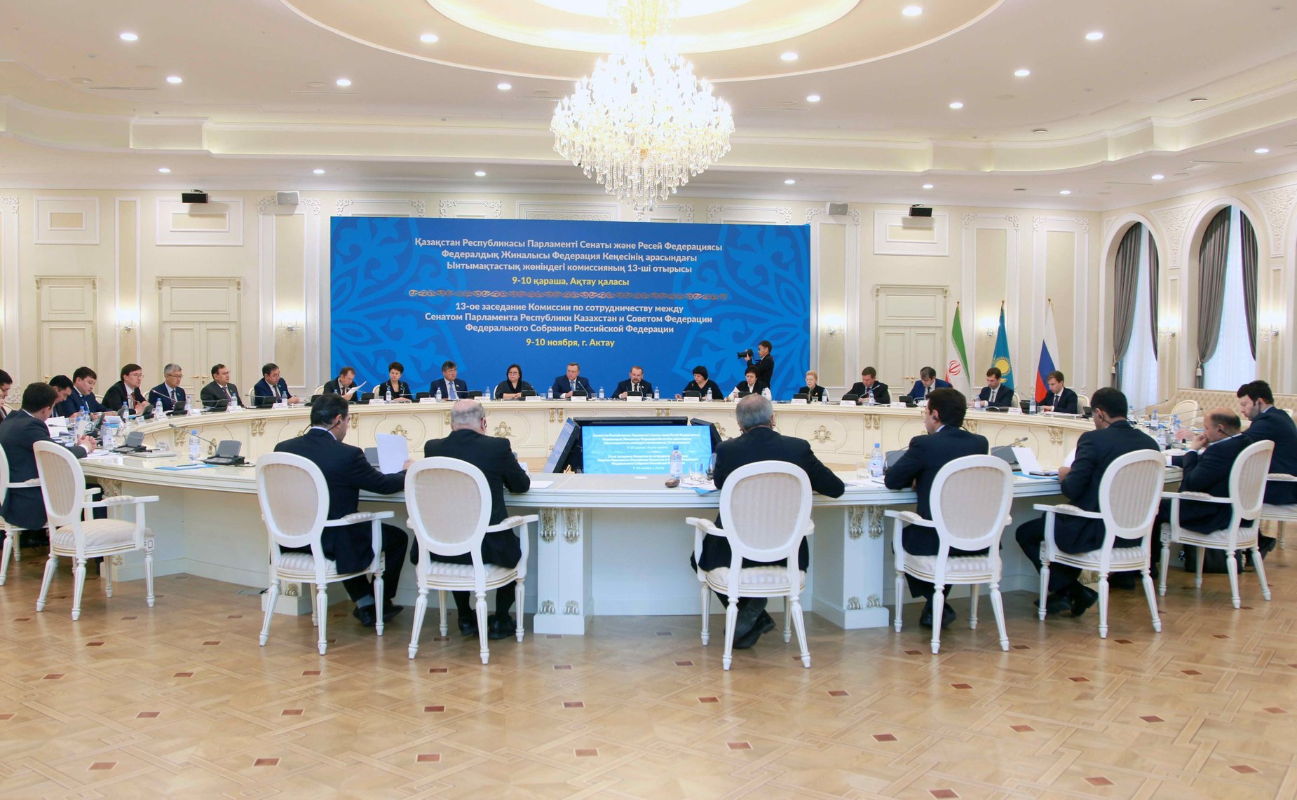 Заседание Комиссии по сотрудничеству между Советом Федерации и Сенатом Казахстана