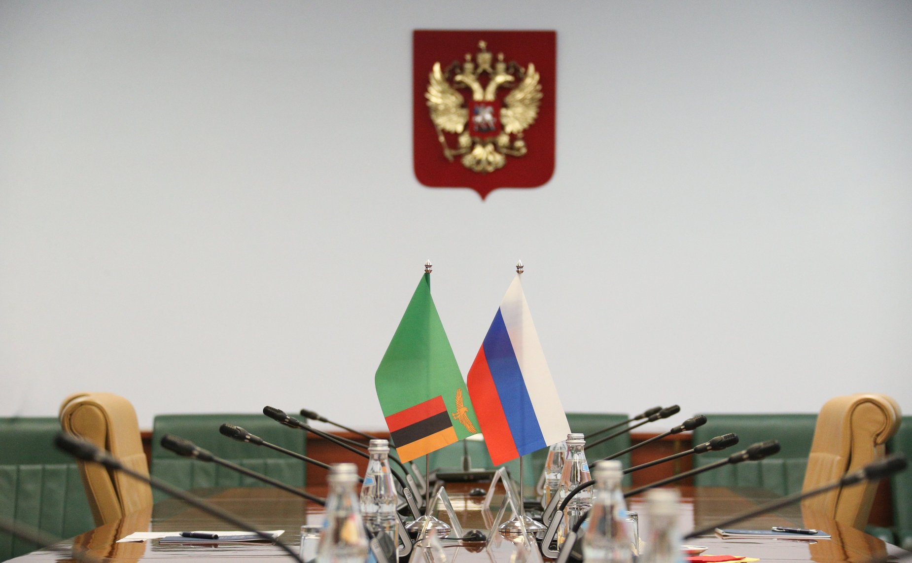 Константин Косачев провел встречу с Чрезвычайным и Полномочным Послом Республики Замбии в РФ