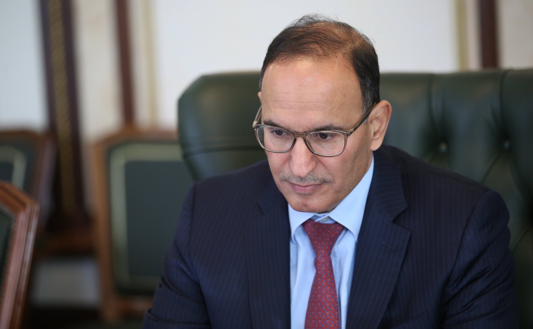 Встреча председателя Комитета Совета Федерации по международным делам Григория Карасина с Чрезвычайным и Полномочным Послом Государства Кувейт в РФ