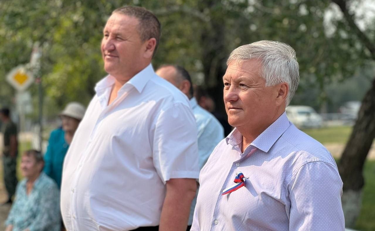 Сергей Михайлов в ходе поездки в регион принял участие в торжественном открытии после ремонта Дома культуры в поселке Нагорный Нерчинского района