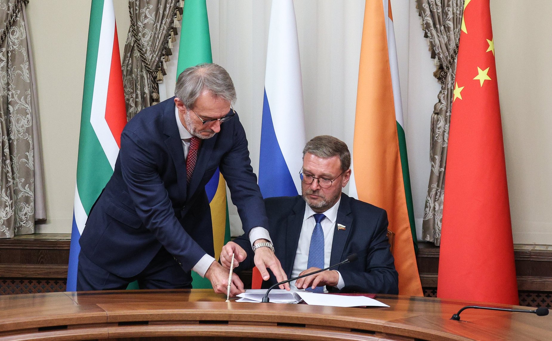 В завершение работы IX Парламентского Форума БРИКС подписан Меморандум о взаимопонимании, который формализует учреждение парламентской составляющей БРИКС