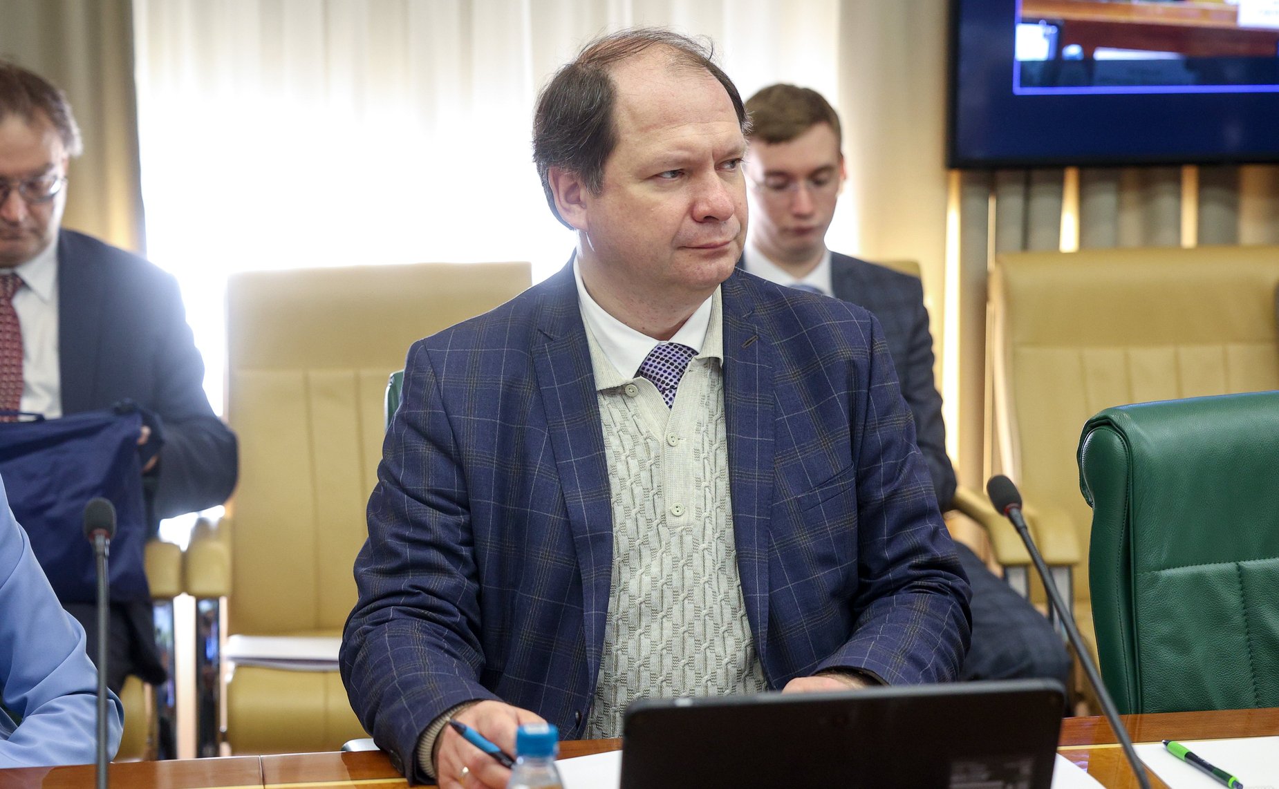 Круглый стол Комитета СФ по международным делам на тему «Международно-правовые инструменты по противодействию западным санкциям в финансово-экономической сфере»