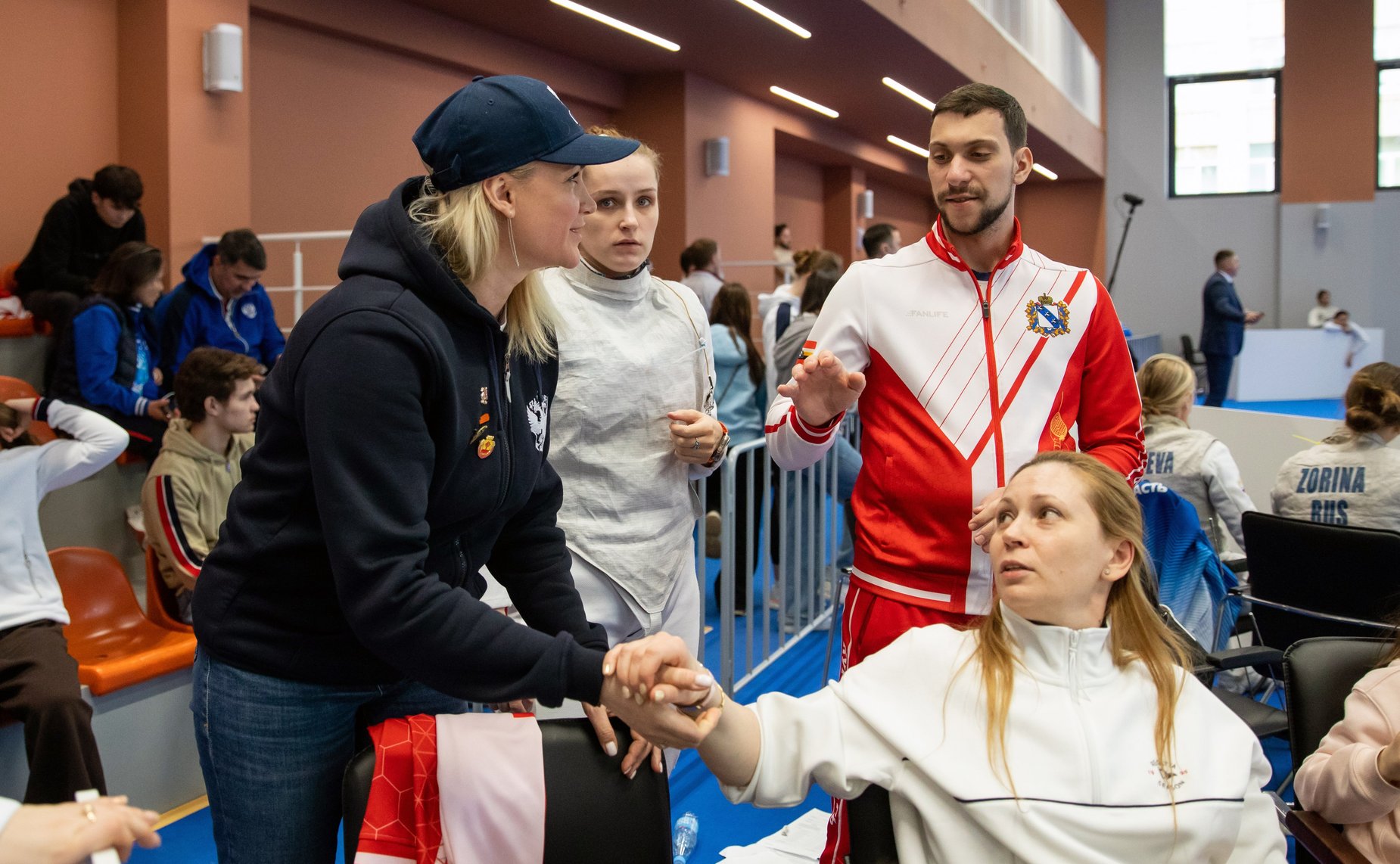 Сенаторы посетили Центр фехтования