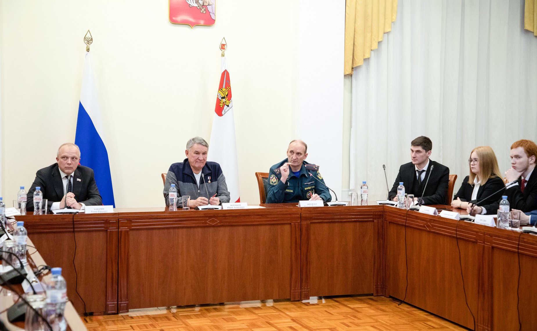 Заседание Дискуссионного клуба Молодежного парламента Вологодской области