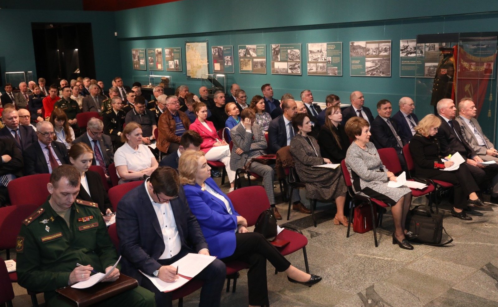 Сенаторы выступили на военно-исторической конференции «Крым в истории России. Связь поколений»