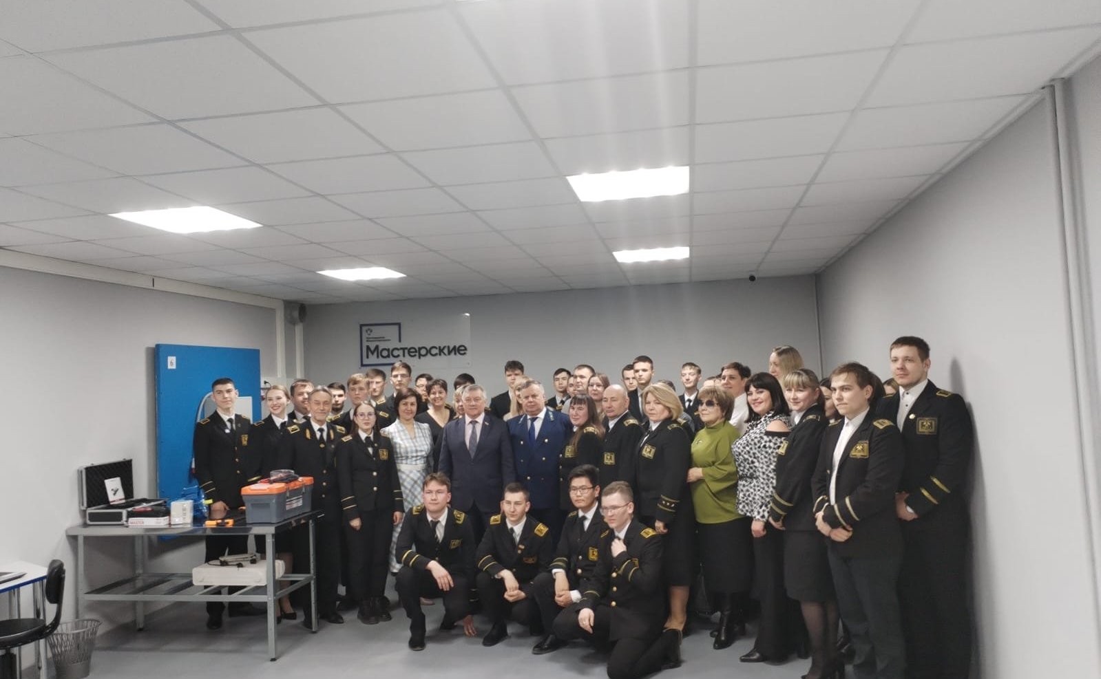 Сергей Михайлов принял участие в торжественной церемонии открытия на базе Забайкальского горного колледжа им. М.И. Агошкова новой мастерской по направлению «Электричество»