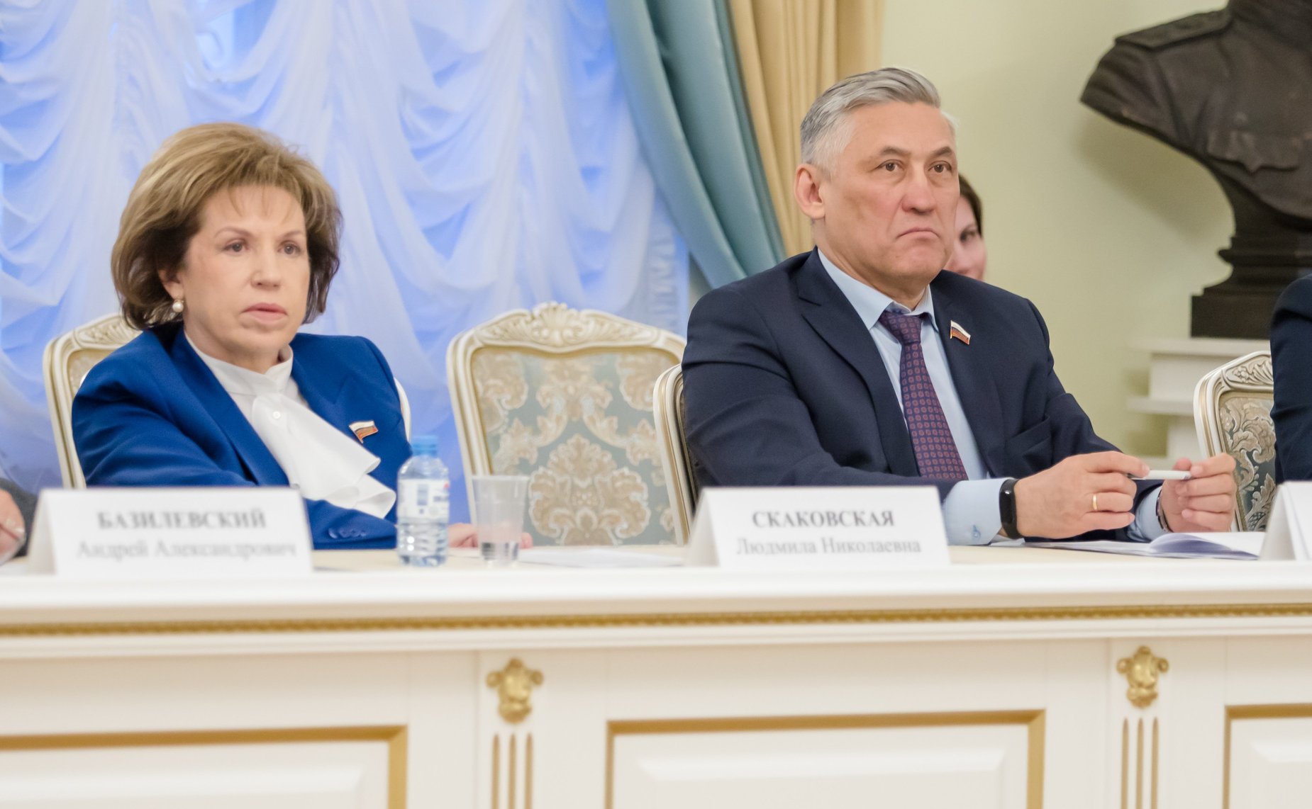 Лилия Гумерова провела совещание на тему «Участие деятелей культуры и искусства в мероприятиях по поддержке участников специальной военной операции»