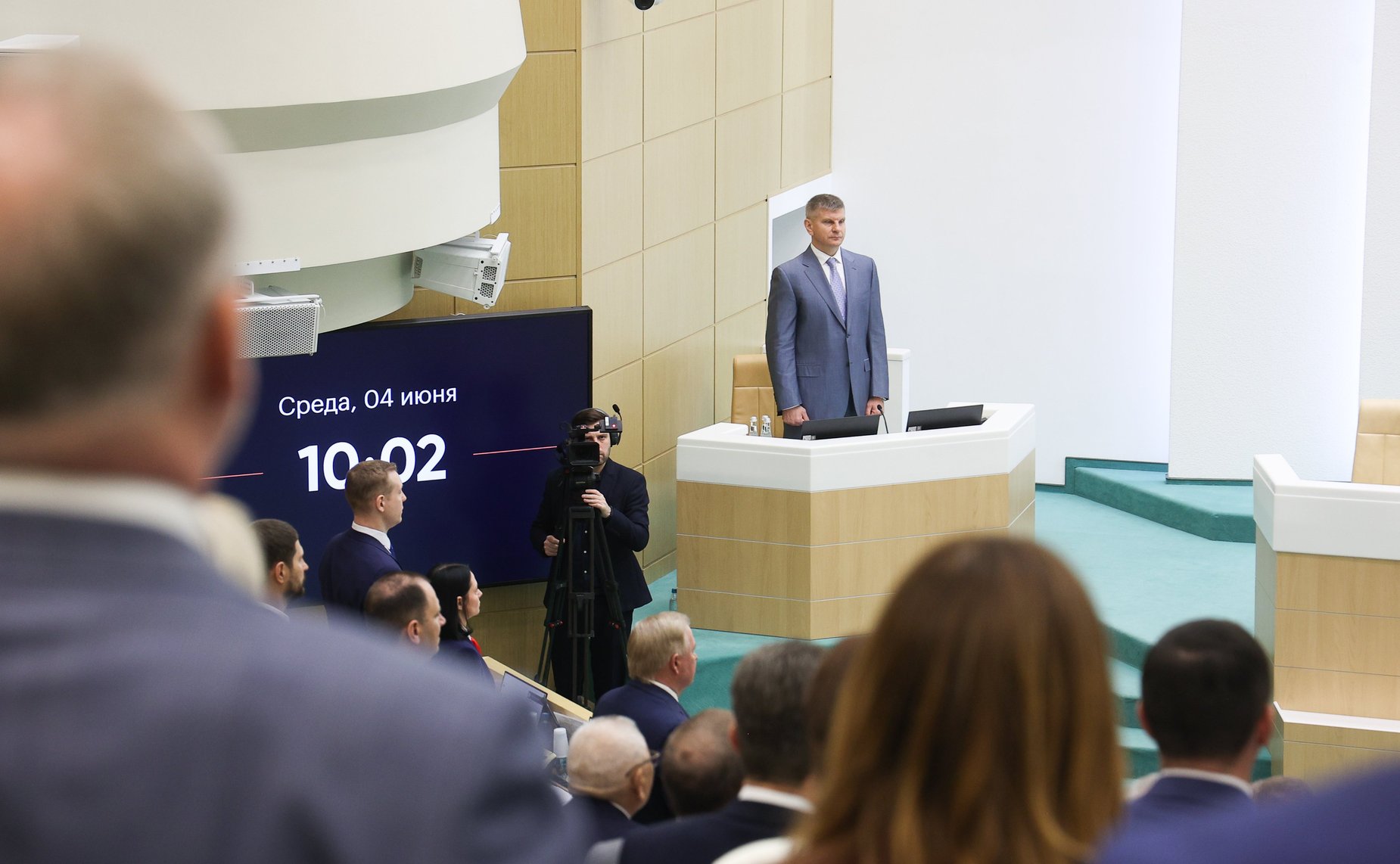 Геннадий Голов