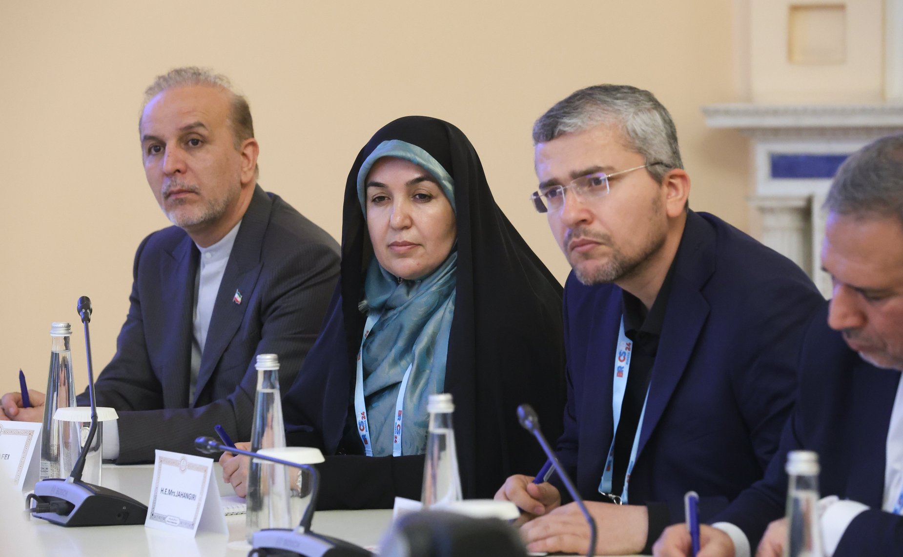 Валентина Матвиенко провела встречу с Председателем Собрания Исламского Совета Исламской Республики Иран Мохаммадом Багером Галибафом