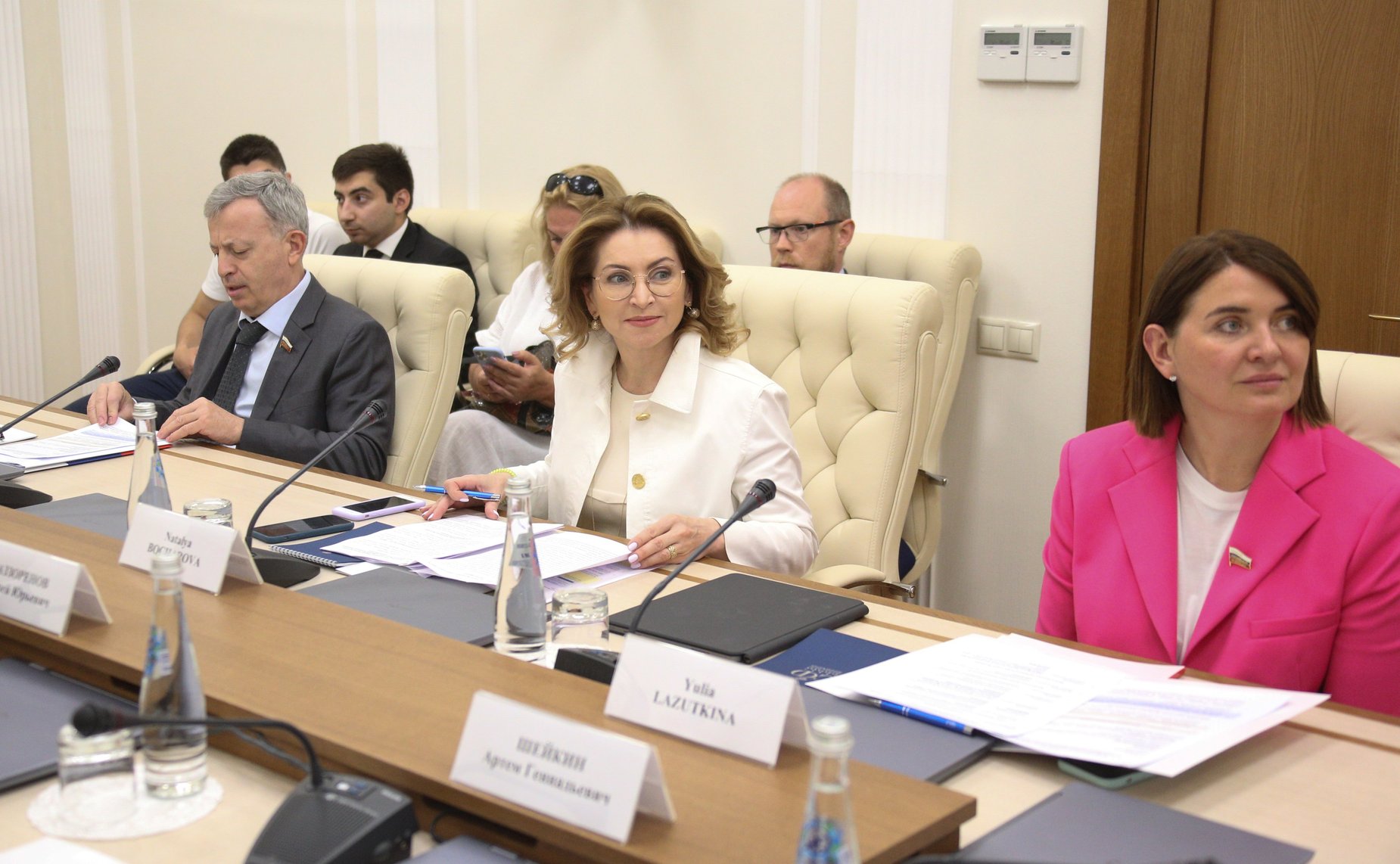 Встреча сенаторов РФ и членов Палаты молодых законодателей при СФ с молодыми парламентариями Республики Мозамбик