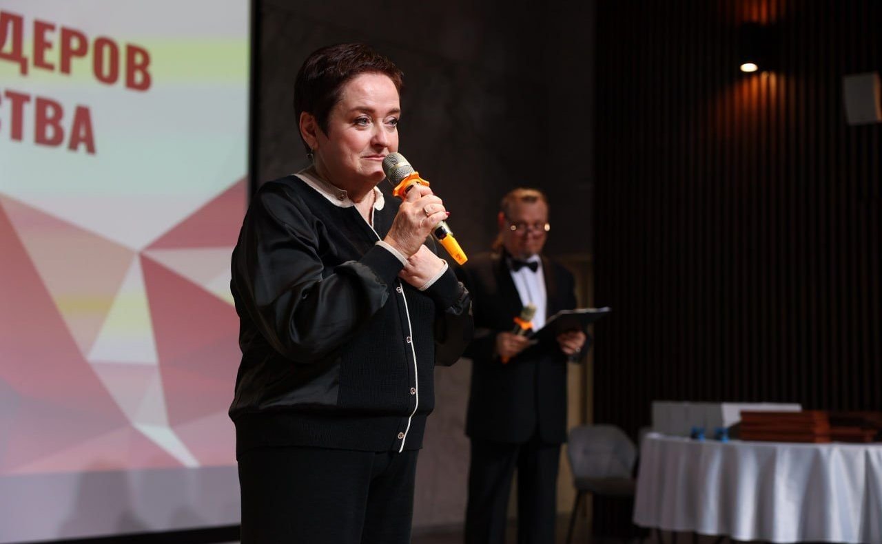 Лариса Мельник