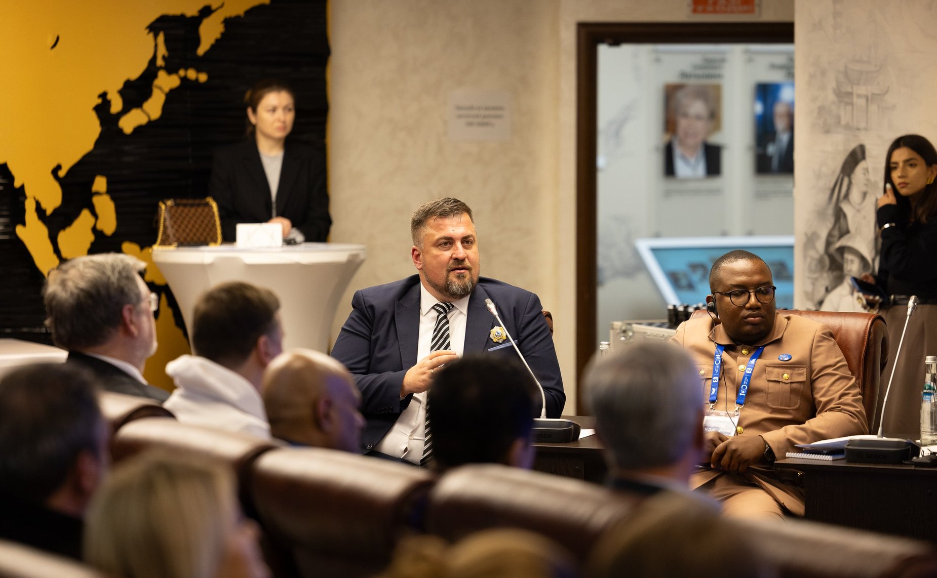 В рамках деловой программы Международного форума сотрудничества состоялась сессия «100 лет народной дипломатии – 180 лет РГО: экология вне границ»