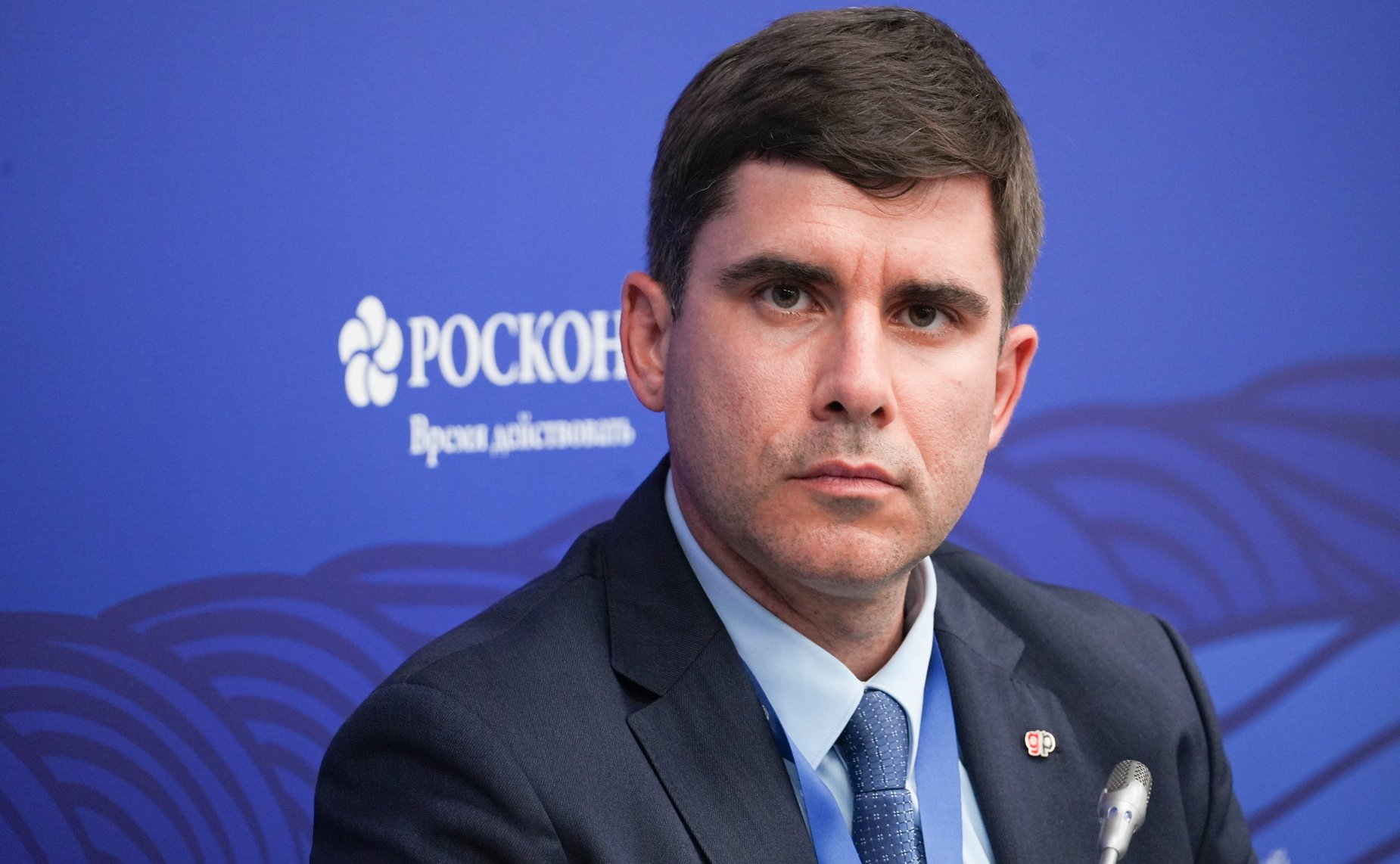 Сессия «Возвращаться домой: эффекты САР для бизнеса и для общества». Сенаторы принимают участие в VIII Восточном экономическом форуме