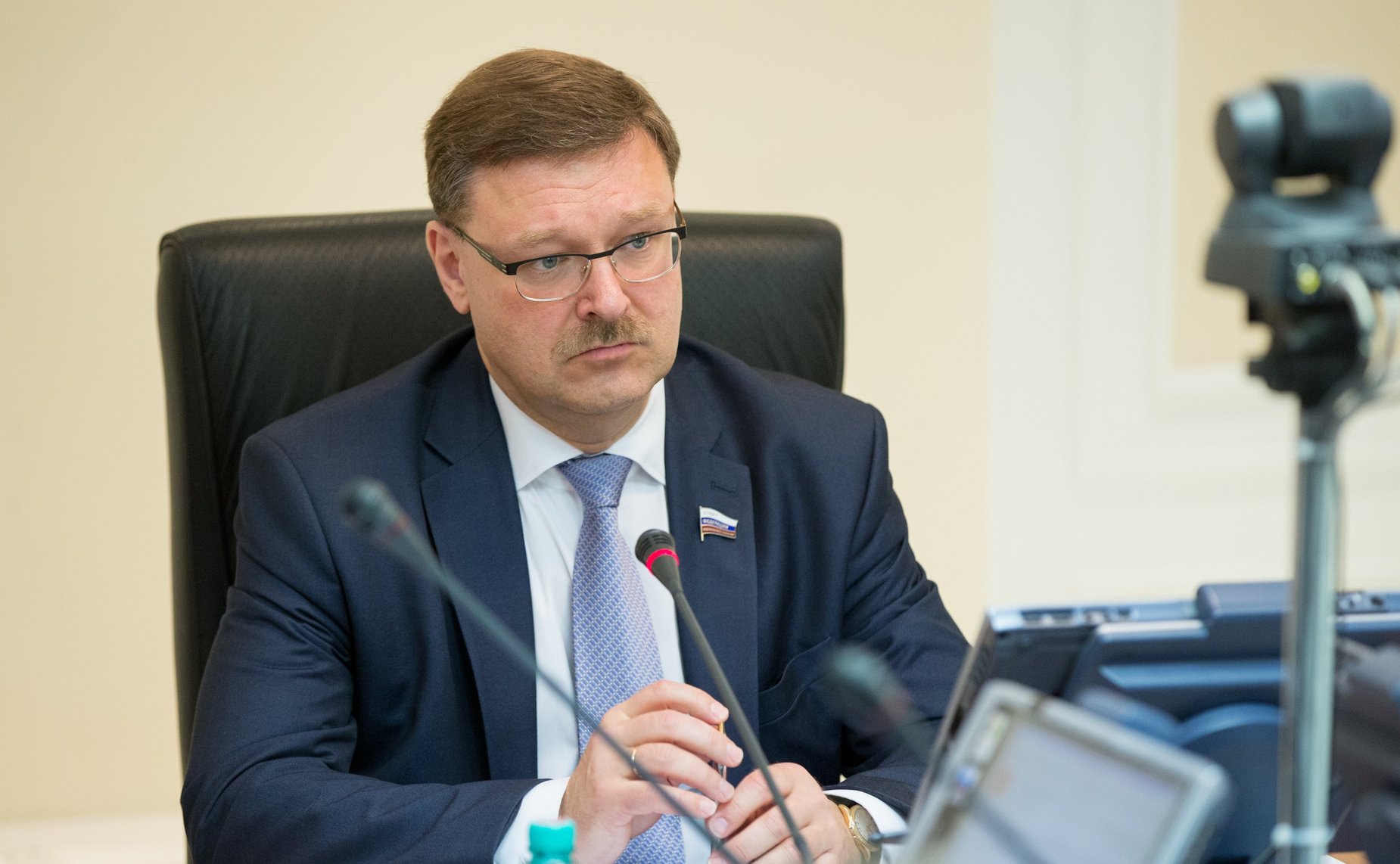 К. Косачев на заседании Комитета СФ по международным делам