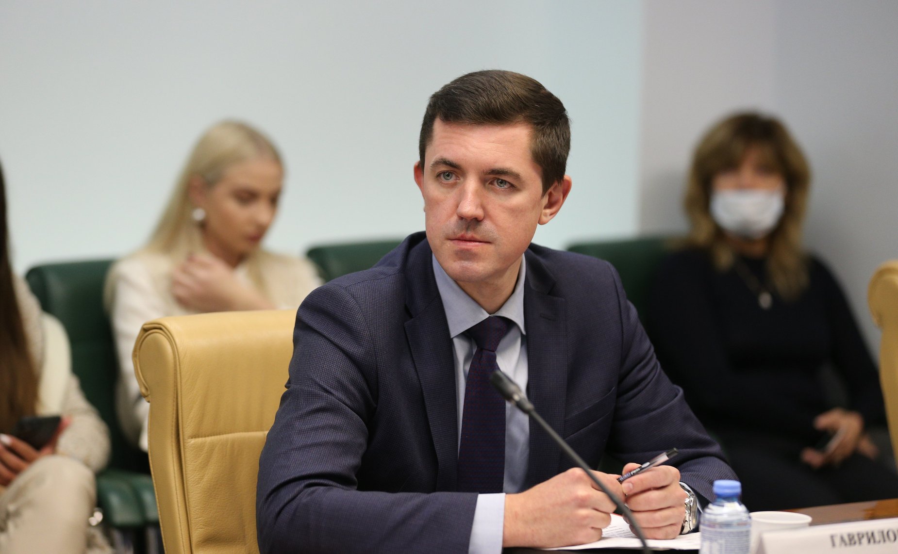 Заседание Временной комиссии СФ по защите государственного суверенитета и противодействию вмешательству во внутренние дела РФ