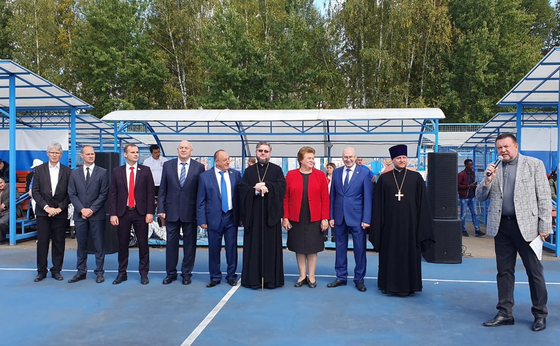 Сергей Леонов принял участие в открытии Аллеи Славы горожан-тружеников, занесенных на доску почета Десногорска