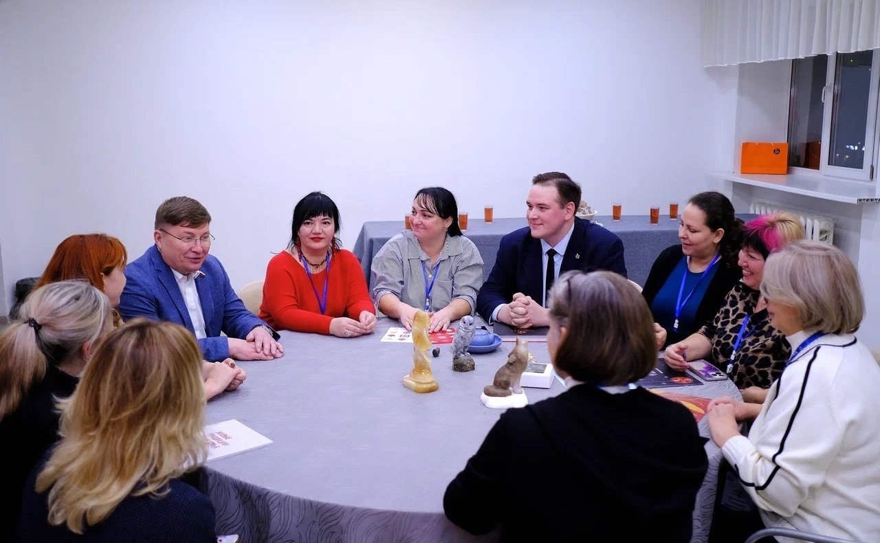 Вячеслав Григорьев встретился с делегацией из Северодонецка, которая на днях работала в Перми