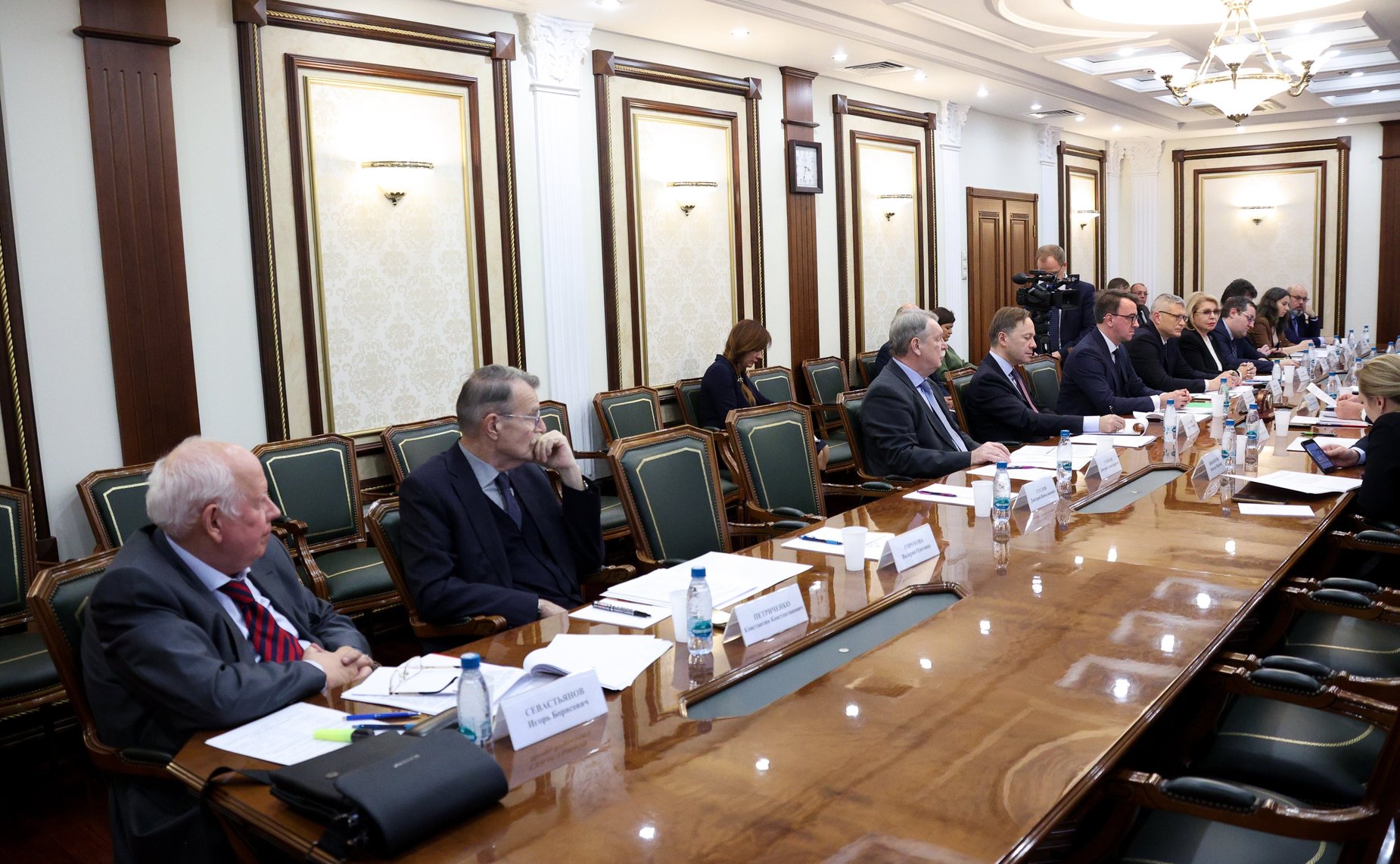 Круглый стол Комитета Совета Федерации по международным делам «О корректировке внешнеполитического курса в отношении Европейского союза исходя из национальных интересов Российской Федерации»