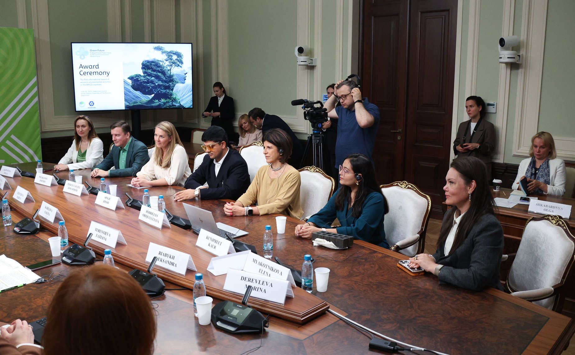 Церемония награждения победителей Первого Международного конкурса женских экологических проектов Совета ЕЖФ «Зеленое будущее» в странах БРИКС