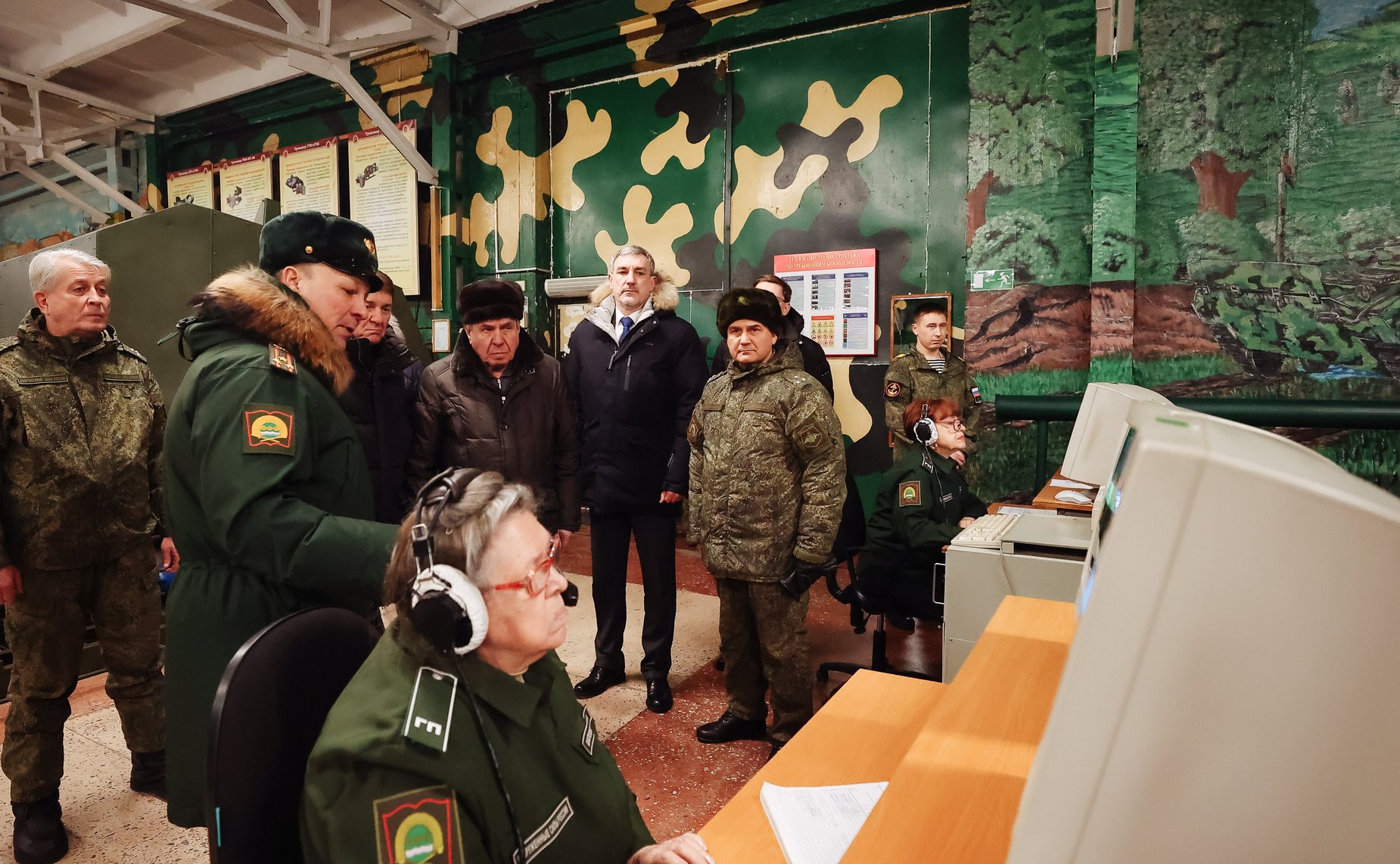 Сенаторы Российской Федерации посетили Дальневосточное гвардейское высшее общевойсковое командное училище ордена Жукова им. Маршала Советского союза К.К. Рокоссовского и музей училища