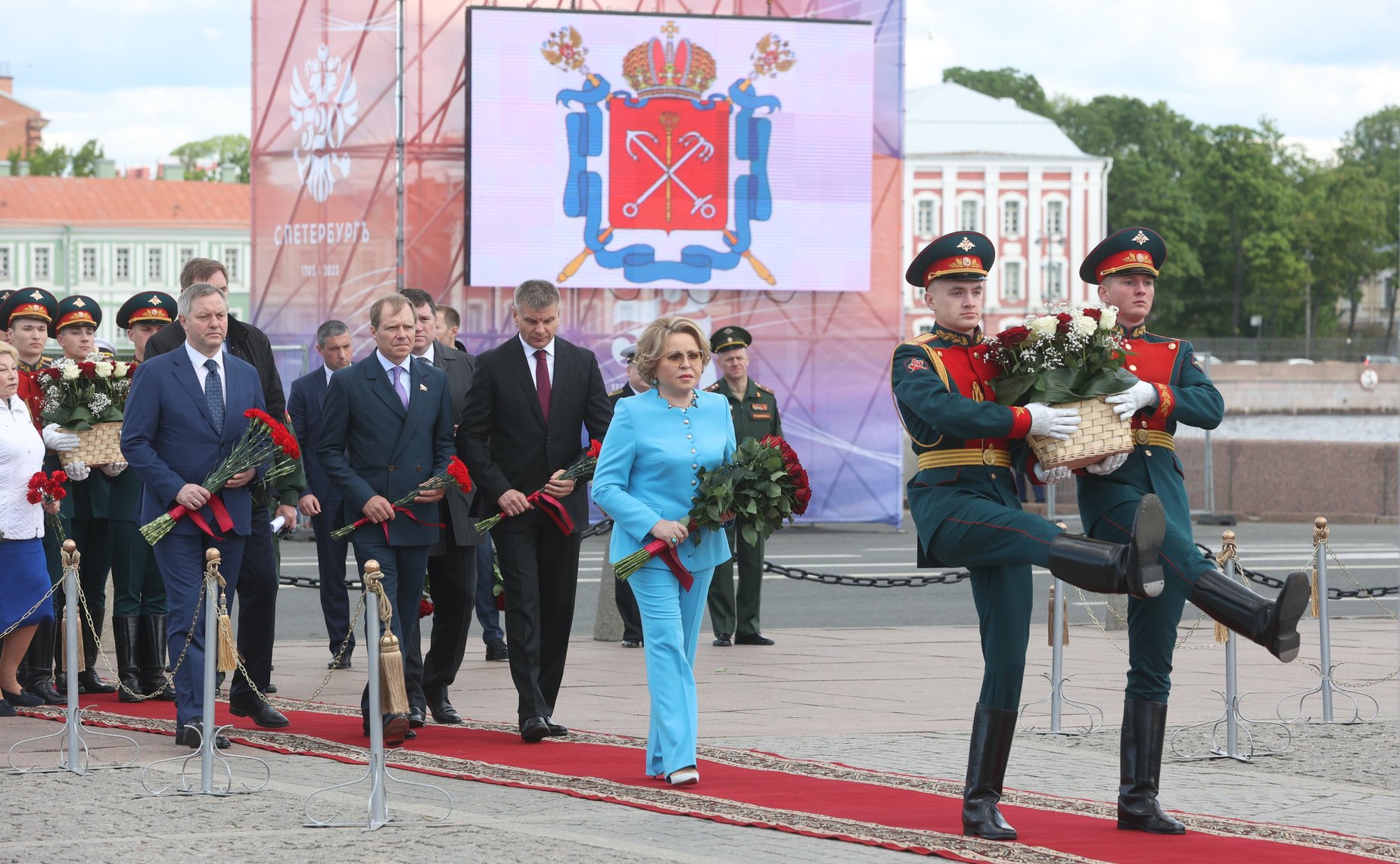 Валентина Матвиенко приняла участие в торжественных мероприятиях в честь 320-летия Санкт-Петербурга