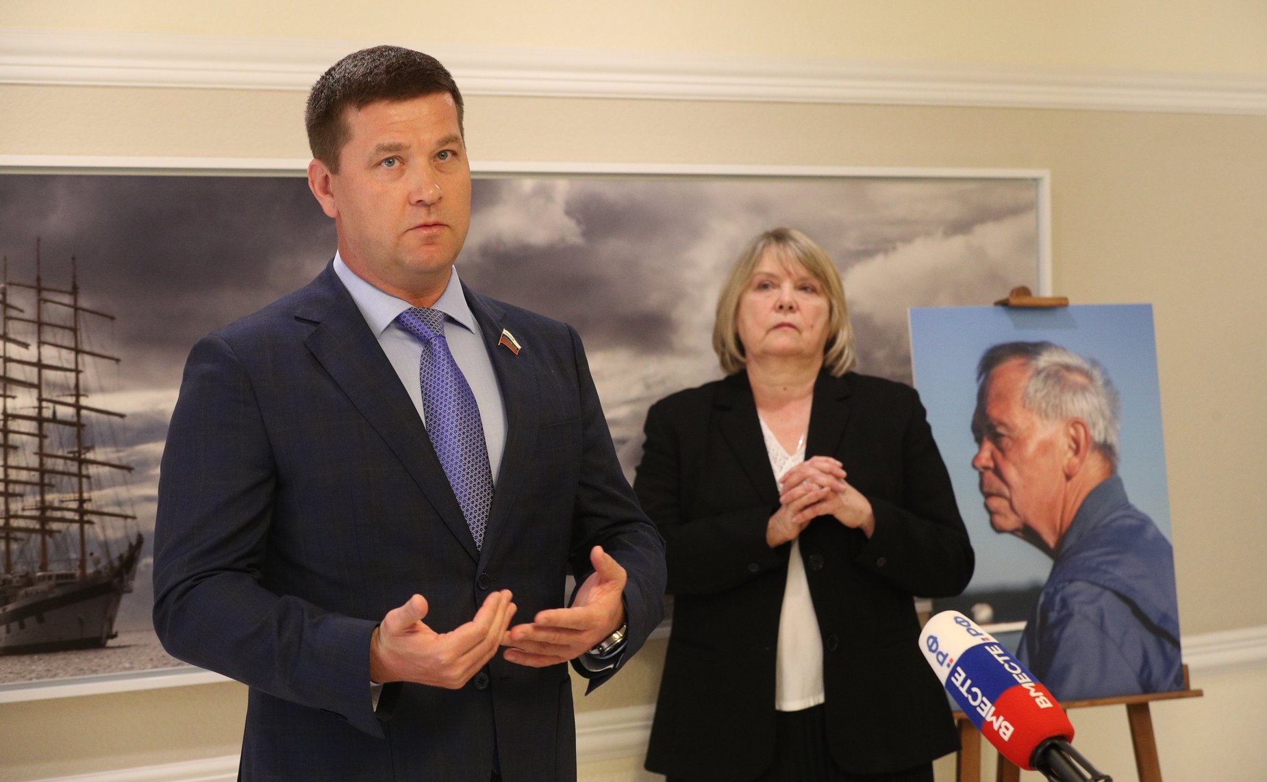 Открытие в Совете Федерации фотовыставки и презентация фотокниги «Открытое слово», посвященных 85-летию В.Г. Распутина