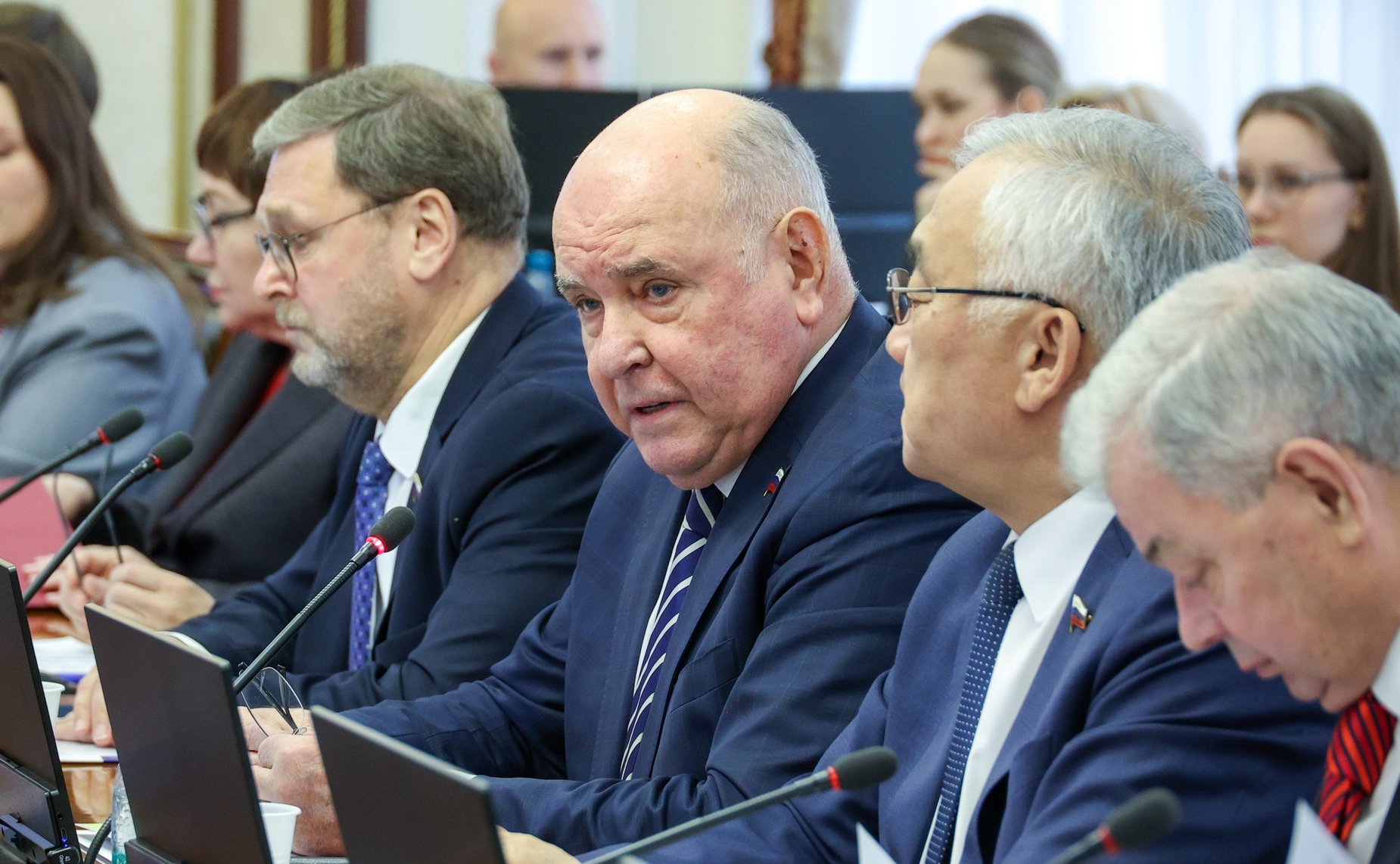 Совещание Комитета СФ по международным делам «О повышении эффективности работы групп по сотрудничеству Совета Федерации ФС РФ с парламентами (палатами парламентов) иностранных государств»