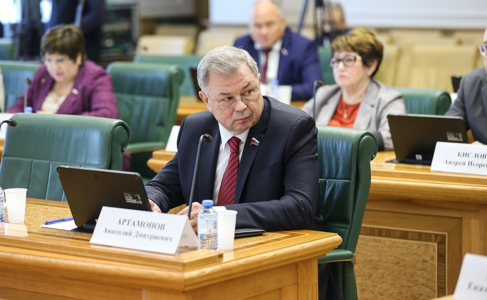 Встреча сенаторов Российской Федерации в формате «Открытого диалога» с руководителем Федеральной службы по надзору в сфере природопользования Светланой Радионовой