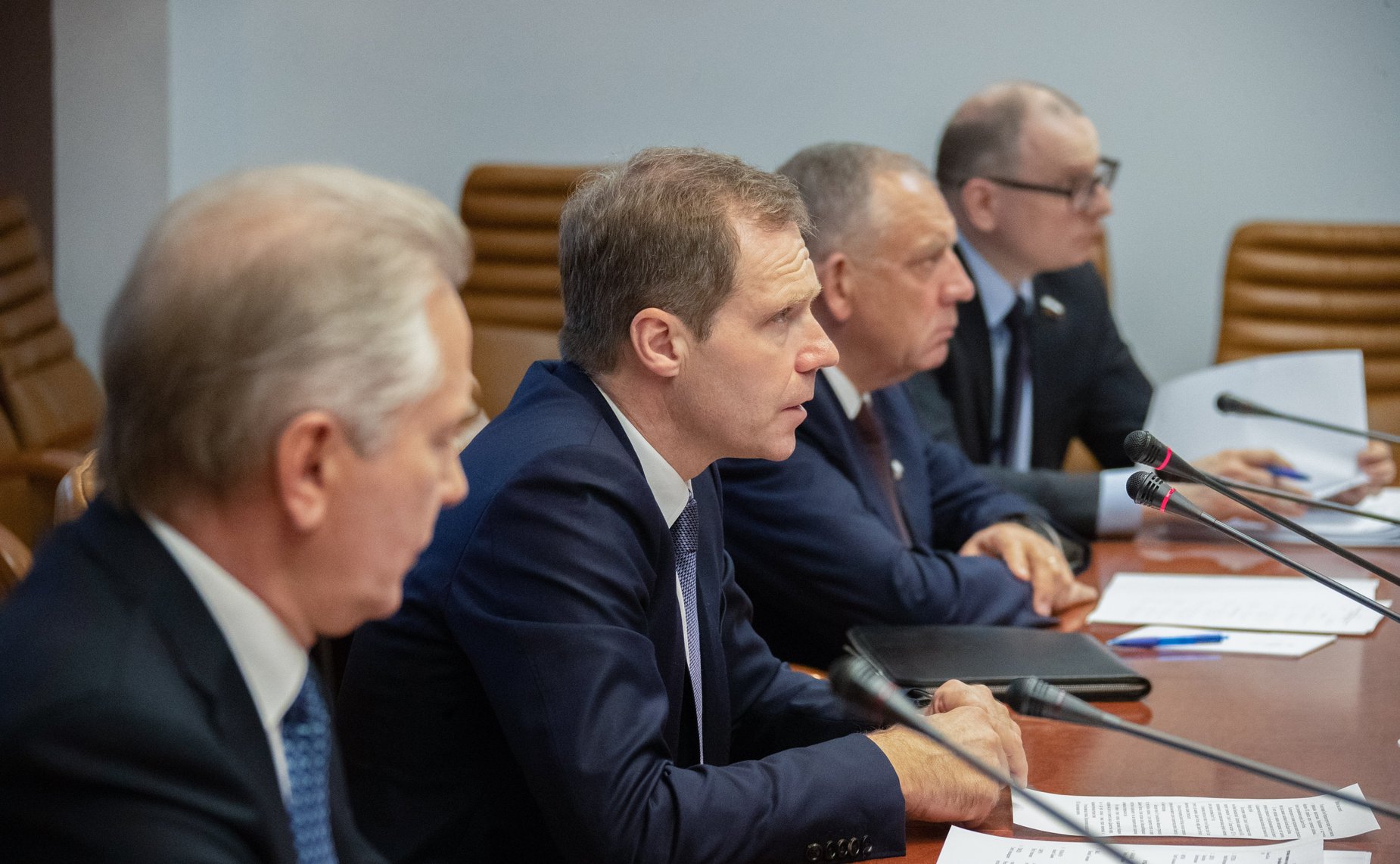 Совещание по рассмотрению вопроса о строительстве рыболовецких судов и судов-краболовов на верфях Дальнего Востока