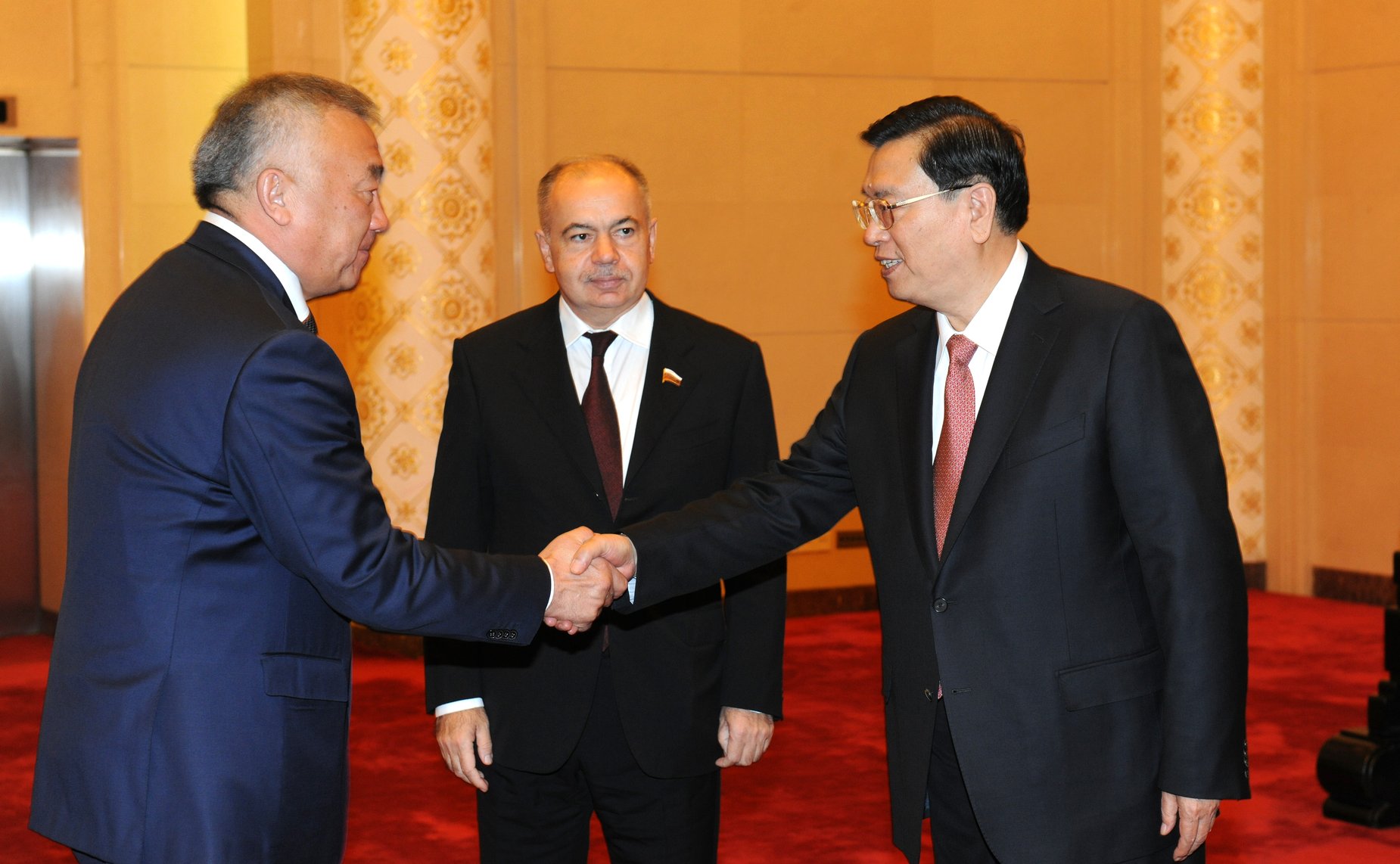 И. Умаханов Делегация Совета Федерации с визитом в КНР