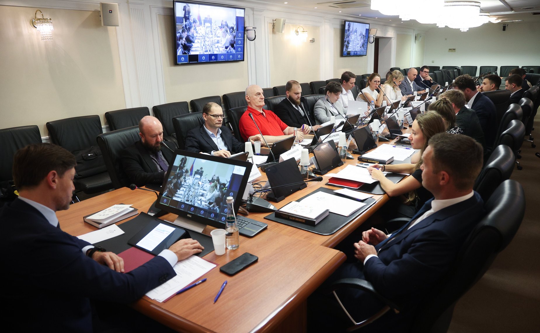 Заседание секции «Обеспечения технологического суверенитета и информационной безопасности РФ» Совета по развитию цифровой экономики при СФ