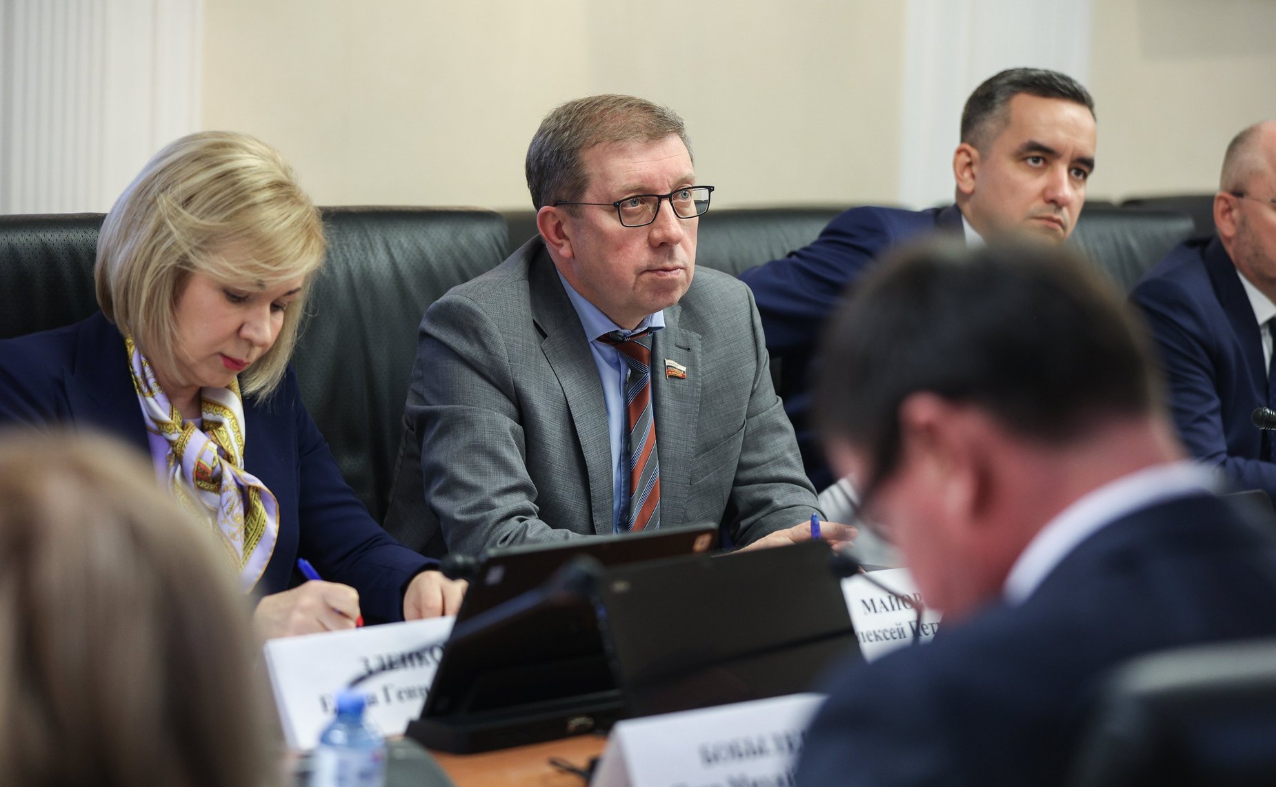 Парламентские слушания на тему «О реализации федерального проекта «Чистый воздух» национального проекта «Экология»