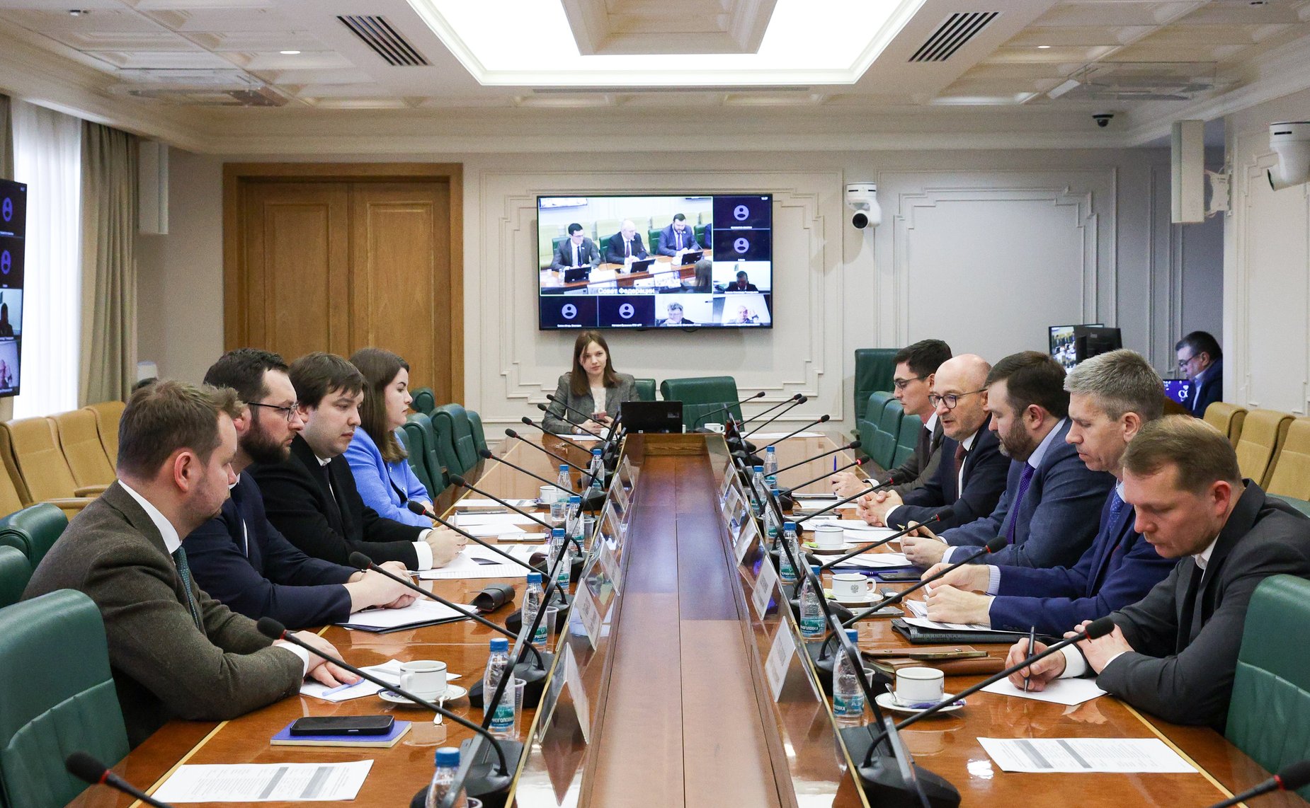 Совещание Комитета Совета Федерации по экономической политике «О мерах государственной поддержки металлургических предприятий в условиях санкционного давления и падения производства»