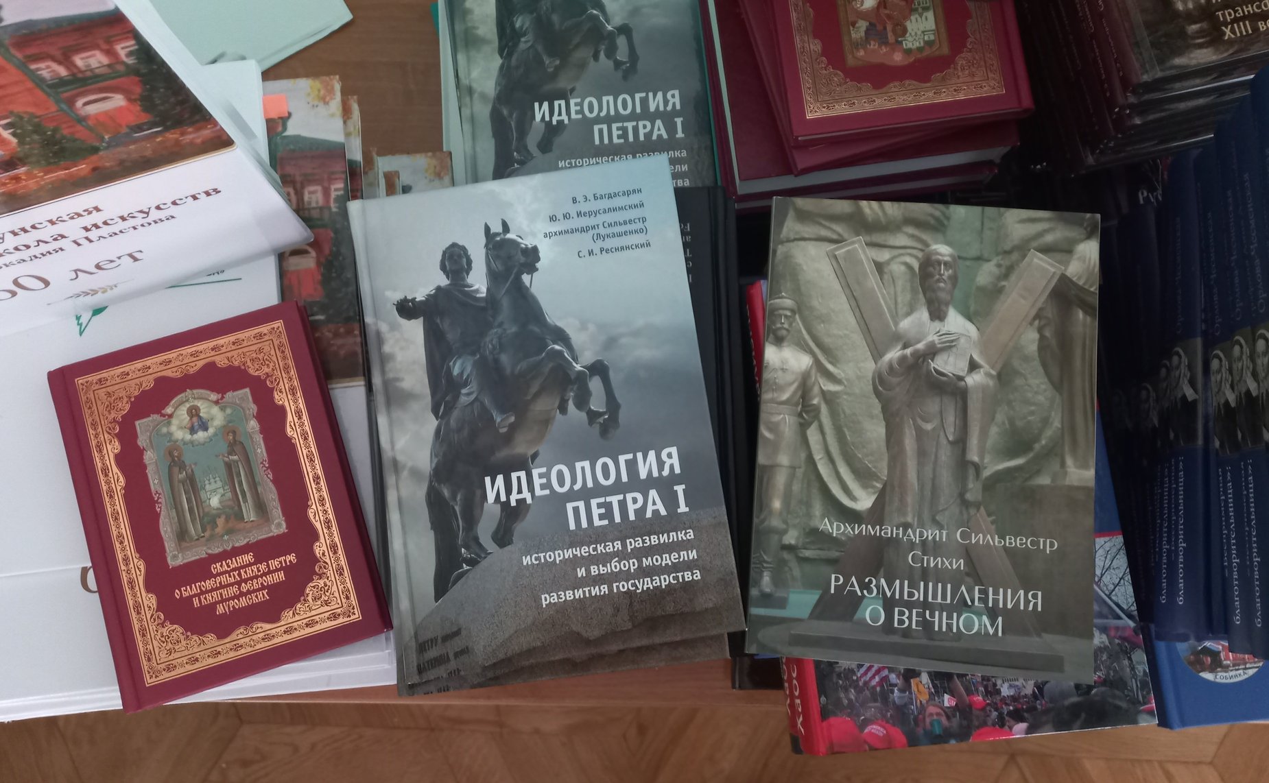 Сергей Рябухин посетил целлюлозно-бумажное предприятие, которое открыли в Ульяновске в 2021 году