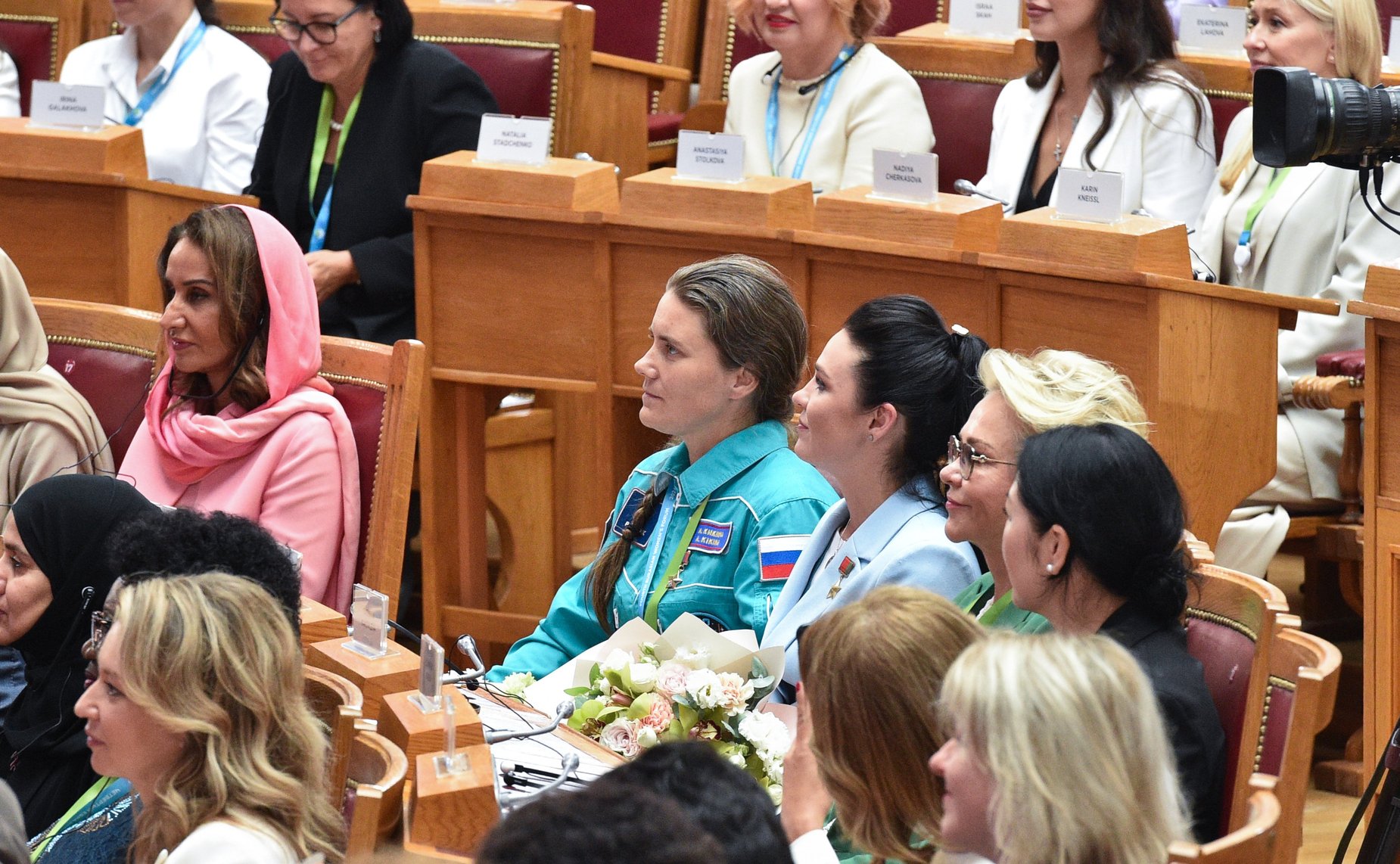 Пленарное заседание IV Евразийского женского форума «Женщины за укрепление доверия и глобальное сотрудничество»